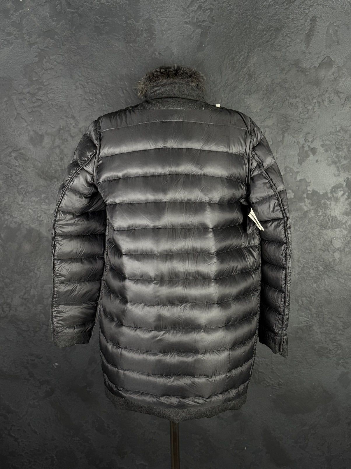 Moncler Moncler Seyne Giubbotto Women’s Down Coat Jacket Fur Grey Size XS / US 0-2 / IT 36-38 - 9 Thumbnail