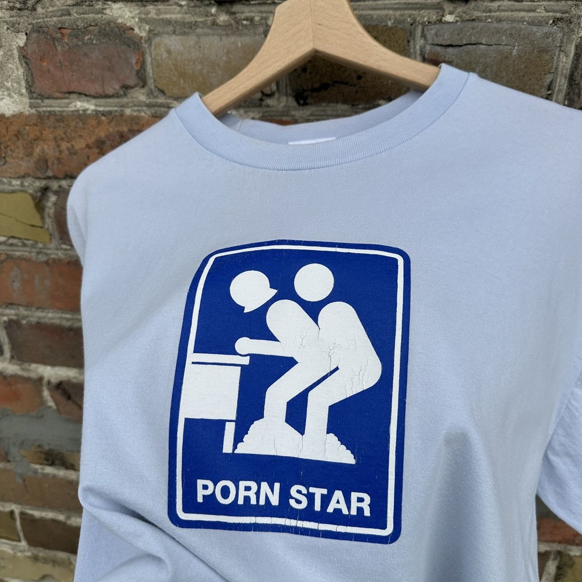 Hook-Ups 90s XL Vintage Porn Star T-shirt Sex Skate Hook Ups Rare Size US XL / EU 56 / 4 - 4 Thumbnail