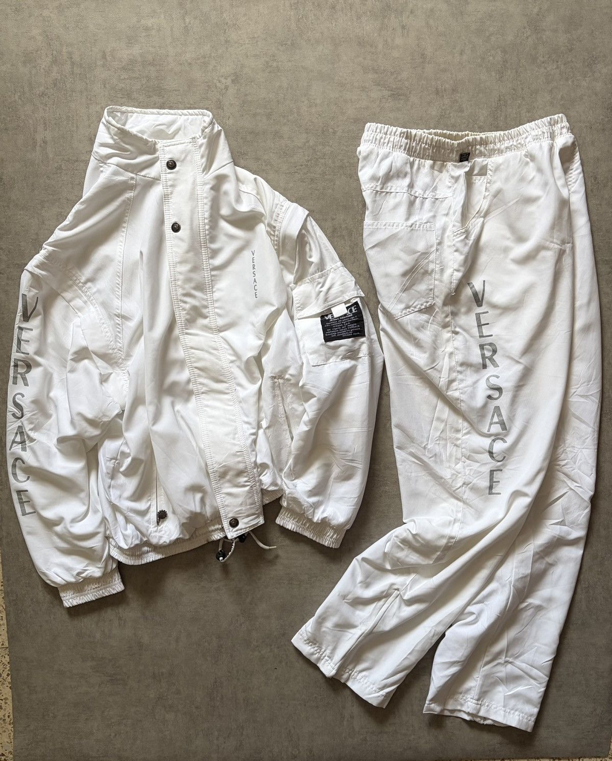 Versace Vintage 90’s VERSACE Jeans Couture Track Suit Set Size US L / EU 52-54 / 3 - 2 Thumbnail
