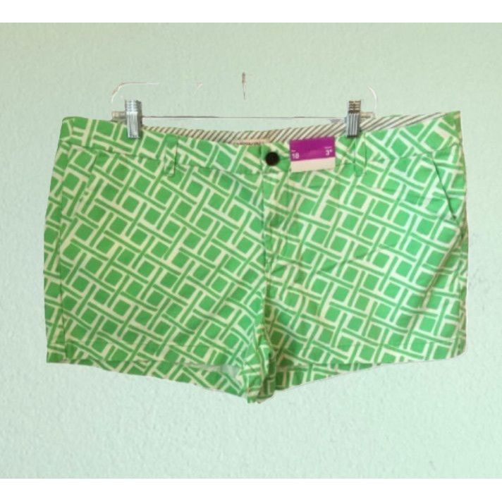 Merona Merona Ladies Shorts Cotton NWT Mint Green & White Size 18 w Size 40" / US 18 - 1 Thumbnail