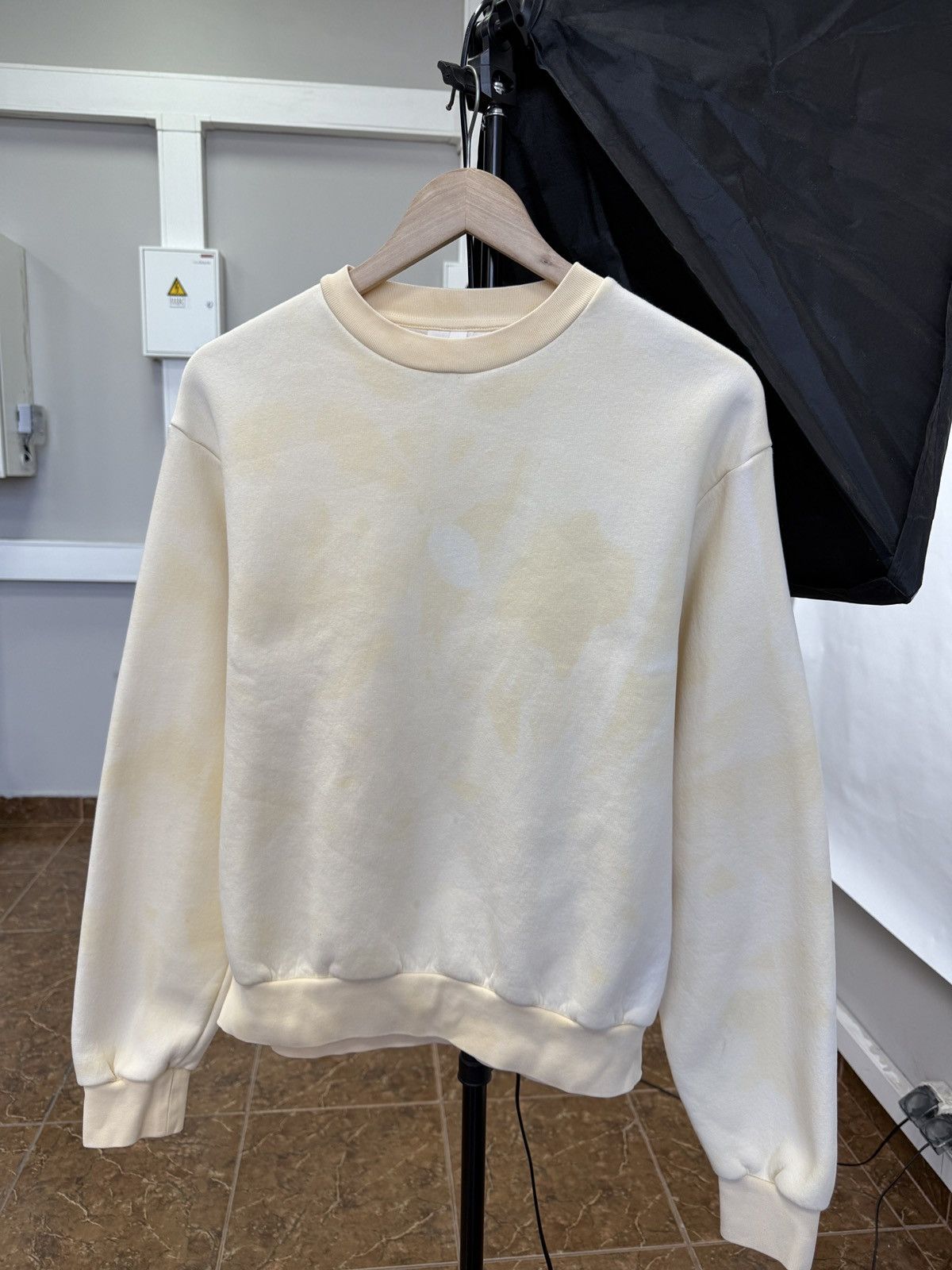 Acne Studios 🇺🇸 Y2K Acne Studios Tai Dai Women Sweatshirt Rare Retro Hype Size S / US 4 / IT 40 - 2 Thumbnail