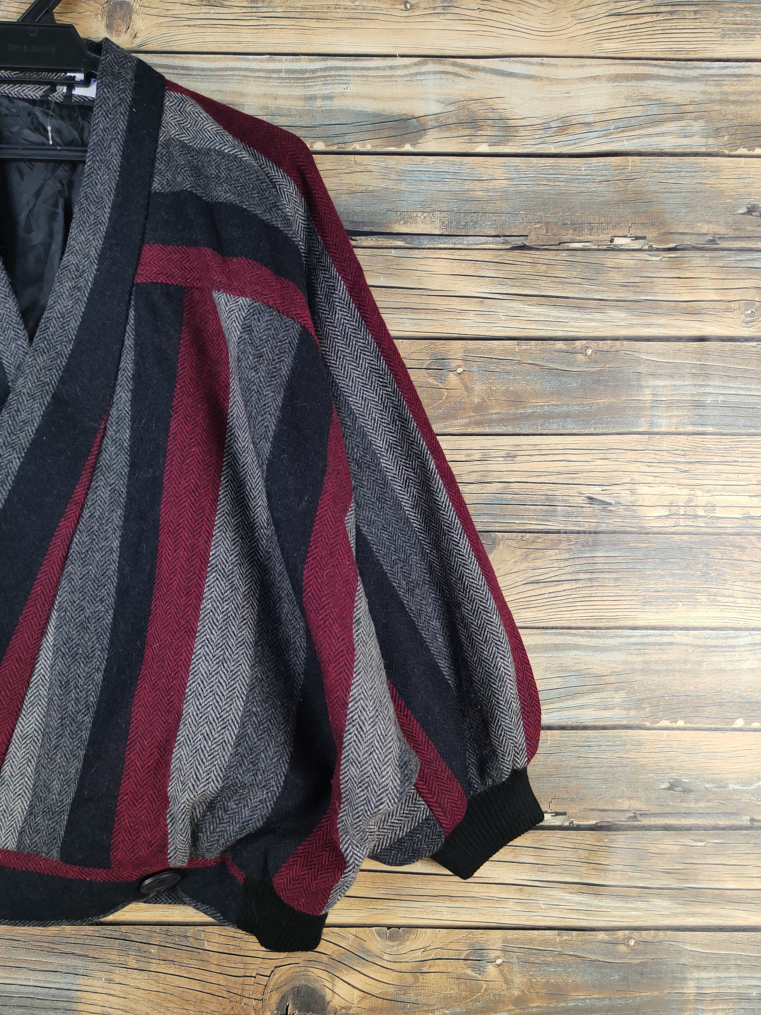 Homespun Knitwear Japanese Brand Black Red Knitwear Jackets #W2053 Size US L / EU 52-54 / 3 - 7 Thumbnail