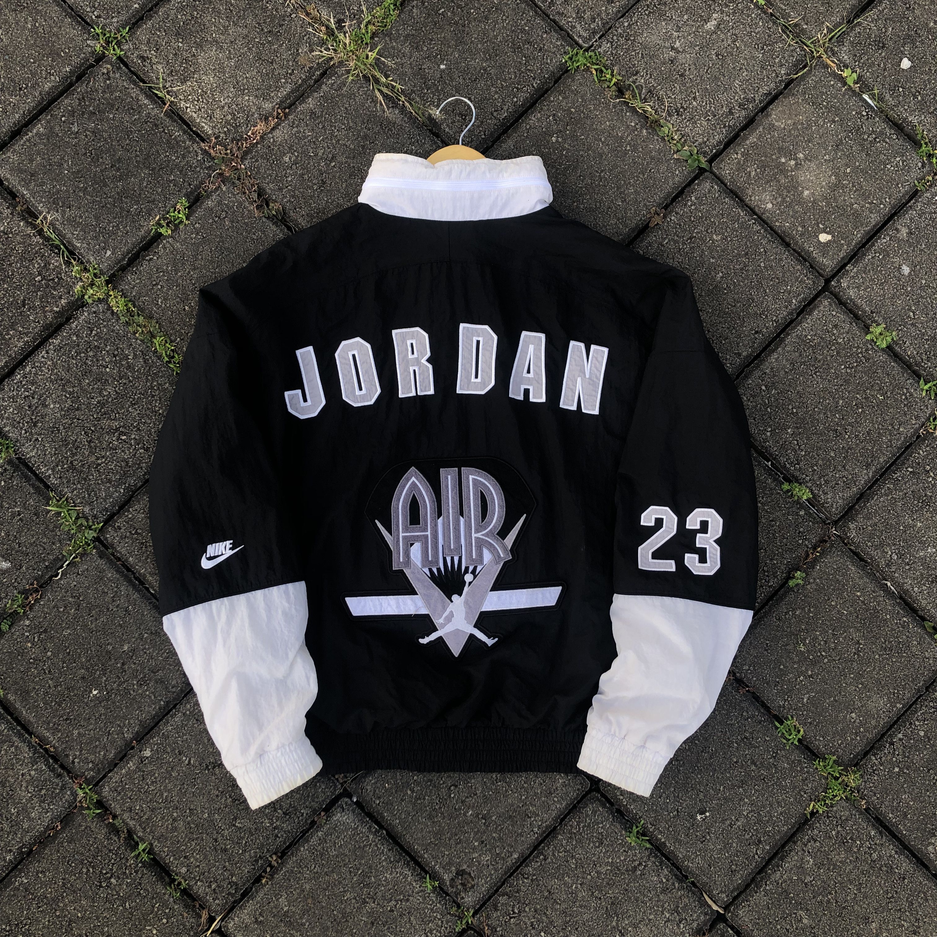 Nike Jacket vtg Nike Air Jordan Size US L / EU 52-54 / 3 - 1 Thumbnail