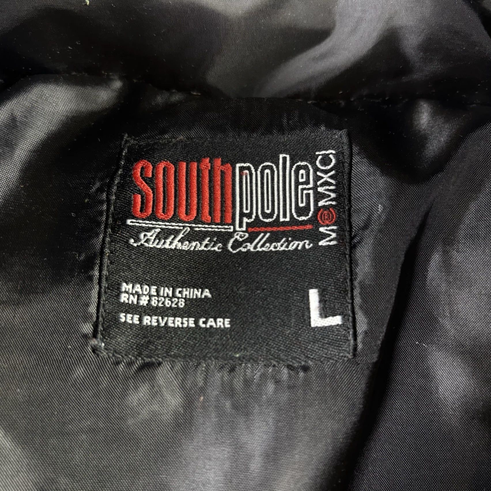 Southpole VINTAGE South Pole Vest Black Puffer Jacket L Men 90s 2000s Winter Zip Workwear Size US L / EU 52-54 / 3 - 5 Thumbnail