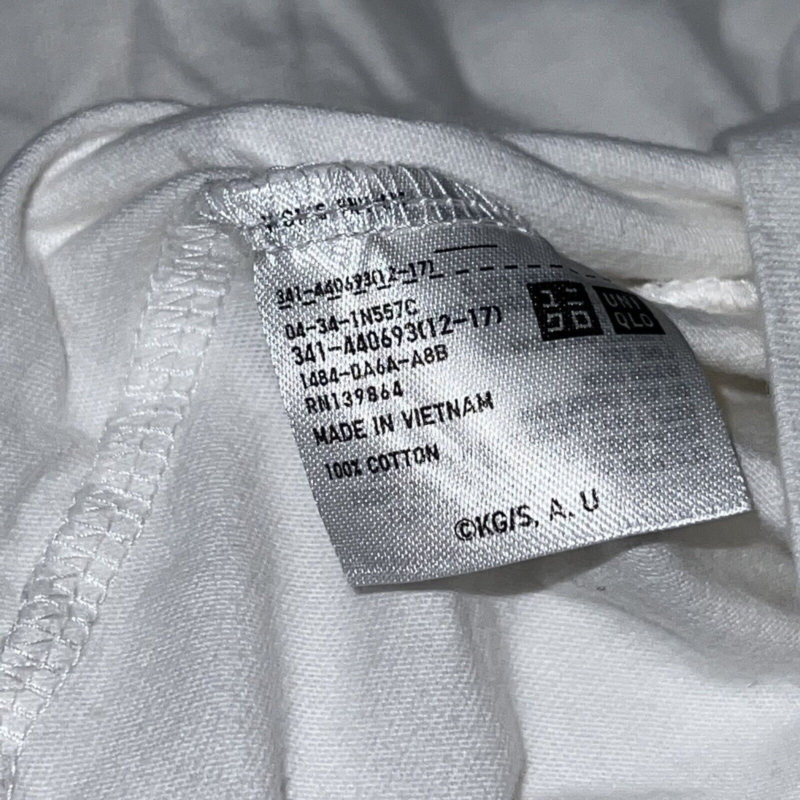 Uniqlo Uniqlo Demon Slayer Shirt Men's XS White Anime Manga Series Size US XS / EU 42 / 0 - 8 Thumbnail