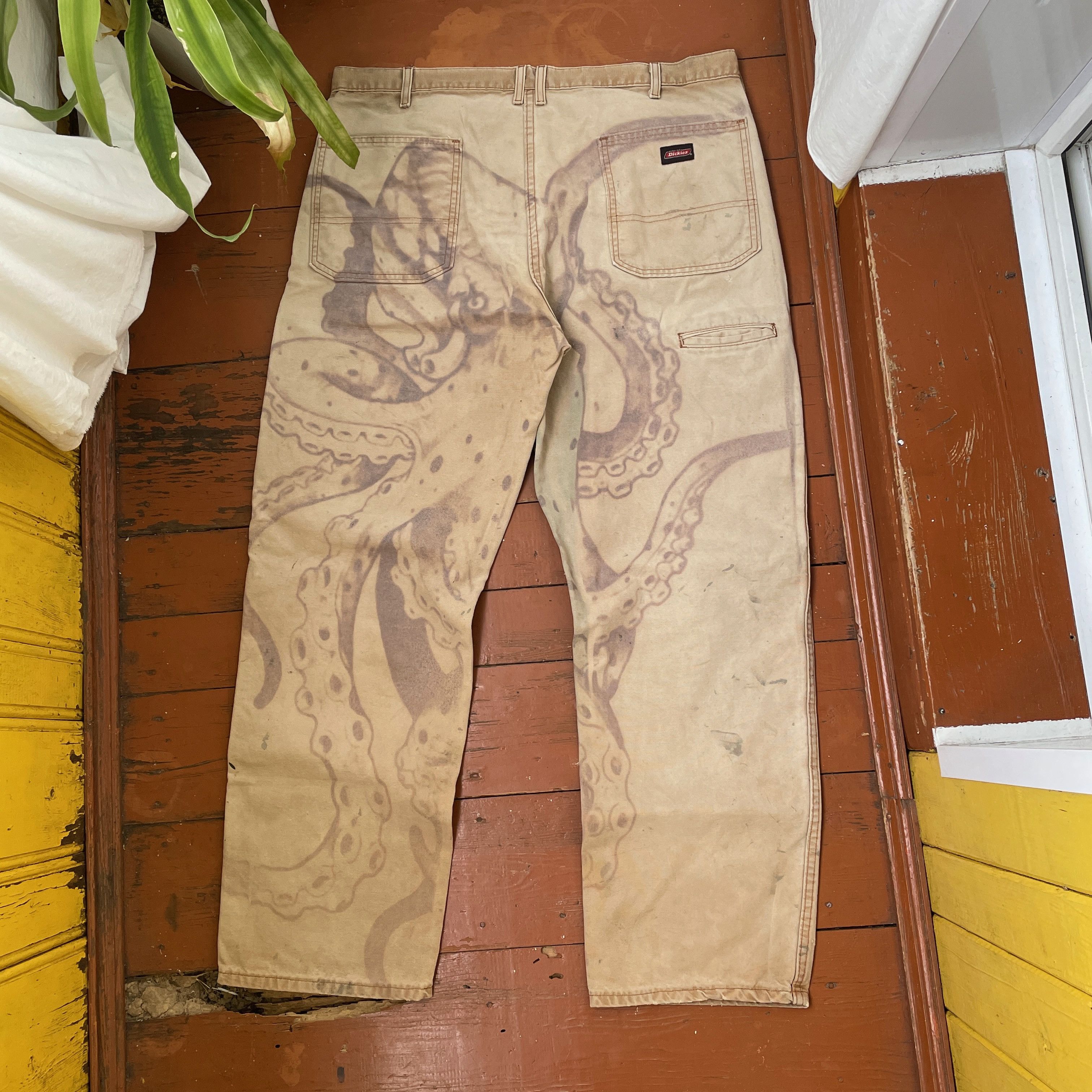 Dickies Dickies Custom Panrs art 1of1 animal octopus squid opium Size US 40 / EU 56 - 1 Thumbnail