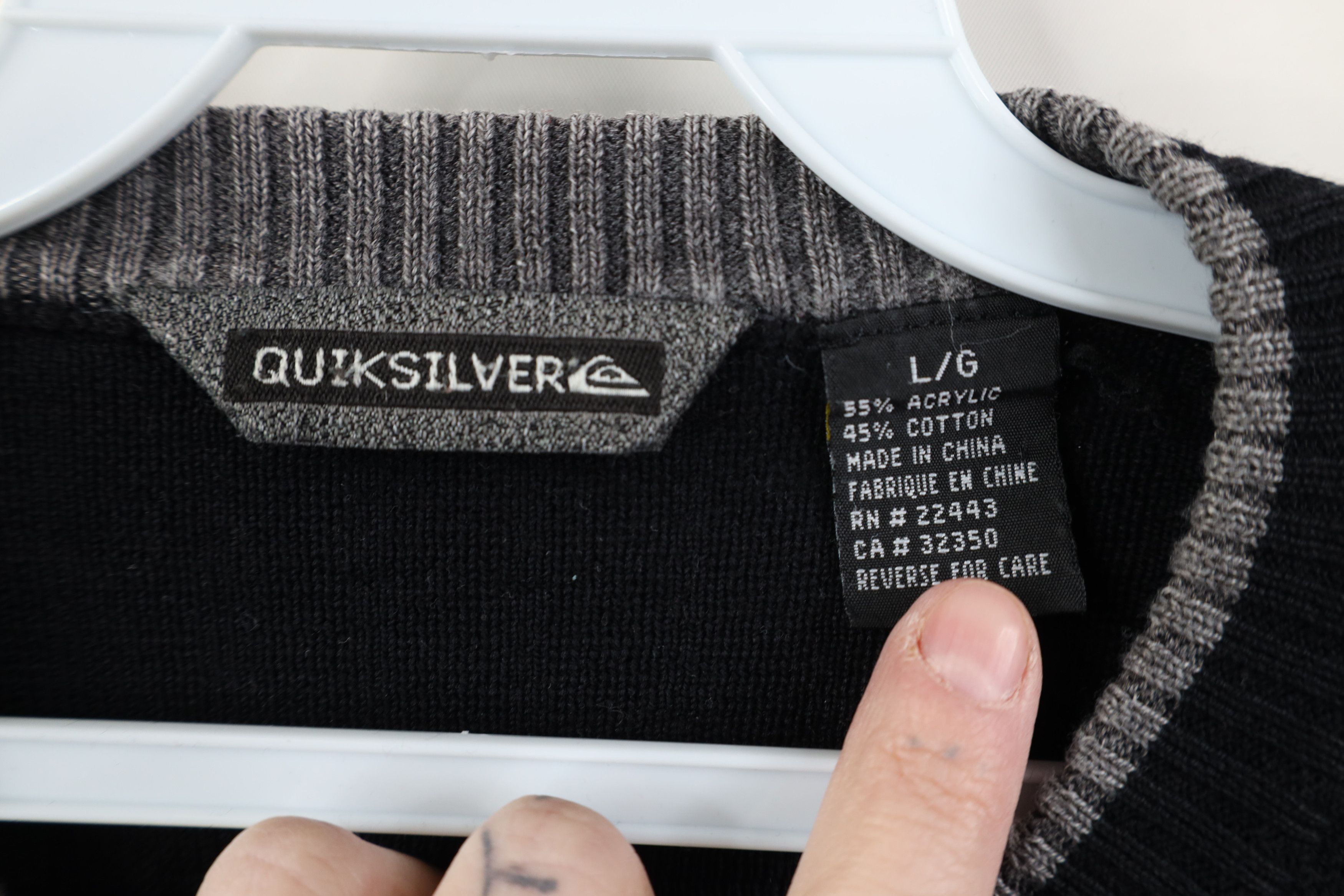 Quiksilver Vintage 90s Y2K Quiksilver Surfing Knit V-Neck Sweater Black Size US L / EU 52-54 / 3 - 9 Thumbnail