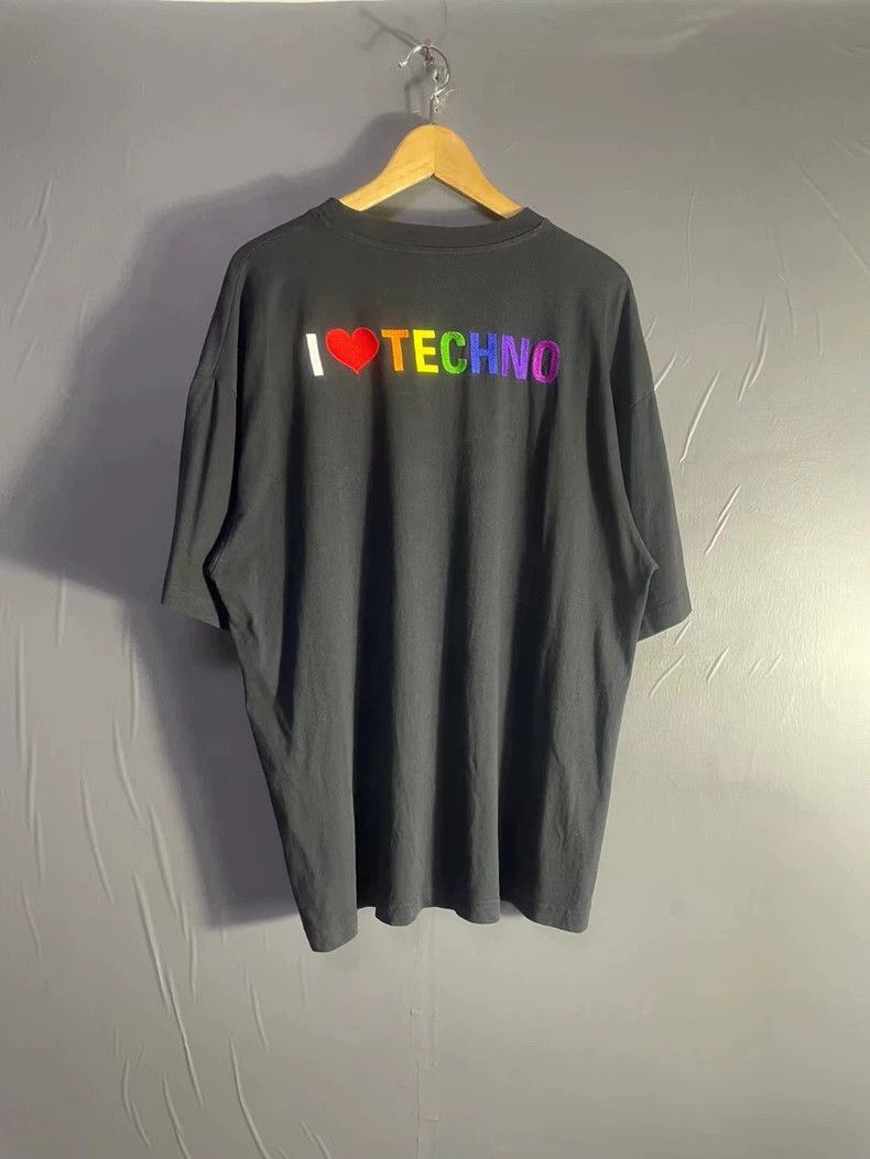 Balenciaga Balenciaga I Love Electronic Music Embroidered Logo Black Size US M / EU 48-50 / 2 - 2 Thumbnail
