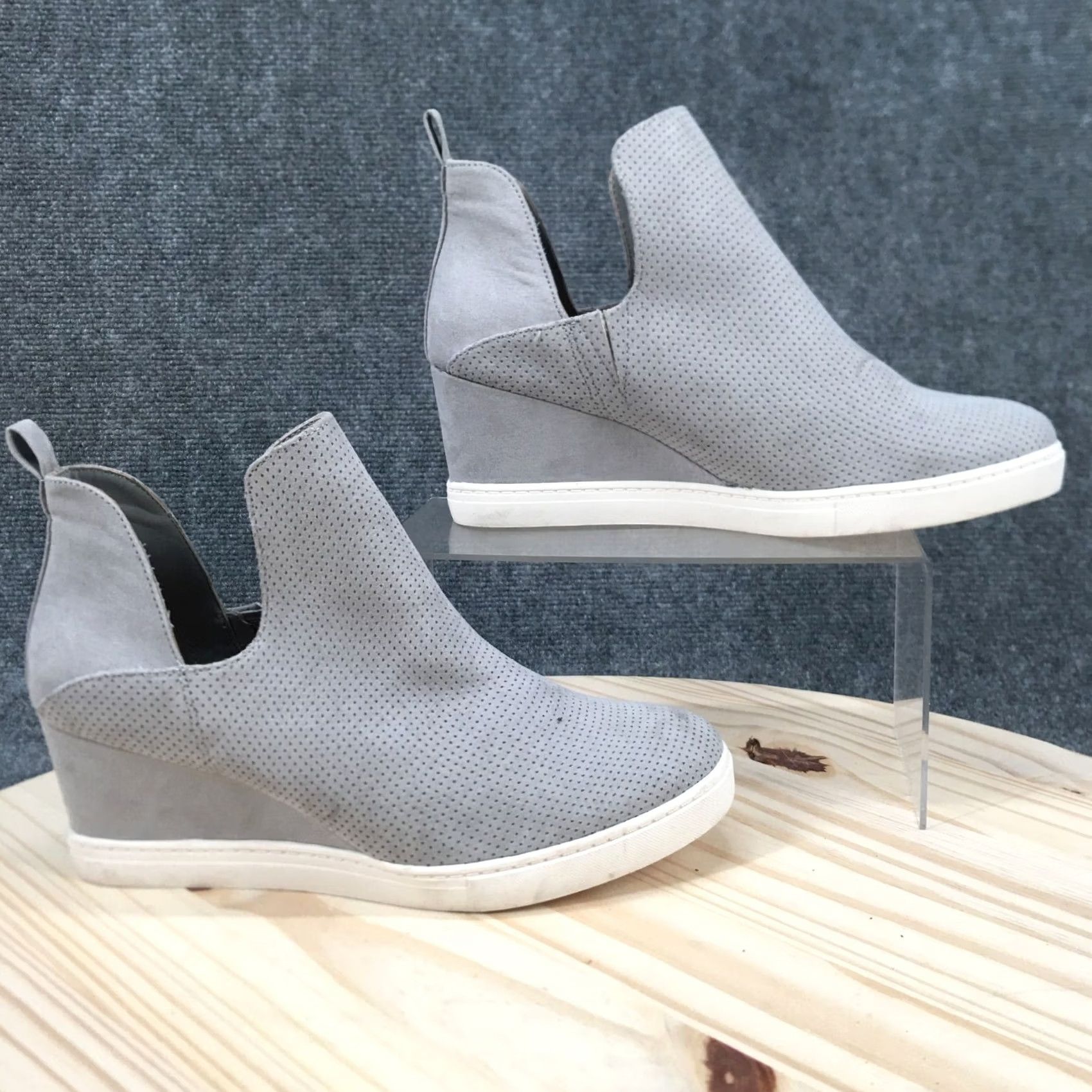 Vintage A New Day Boots Womens 9 Caralie Casual Slip On Wedge Ankle Bootie Gray Fabric Shoes Womens Caralie Wedge Bootie Gray Fabric Size US 9 / IT 39 - 2 Thumbnail