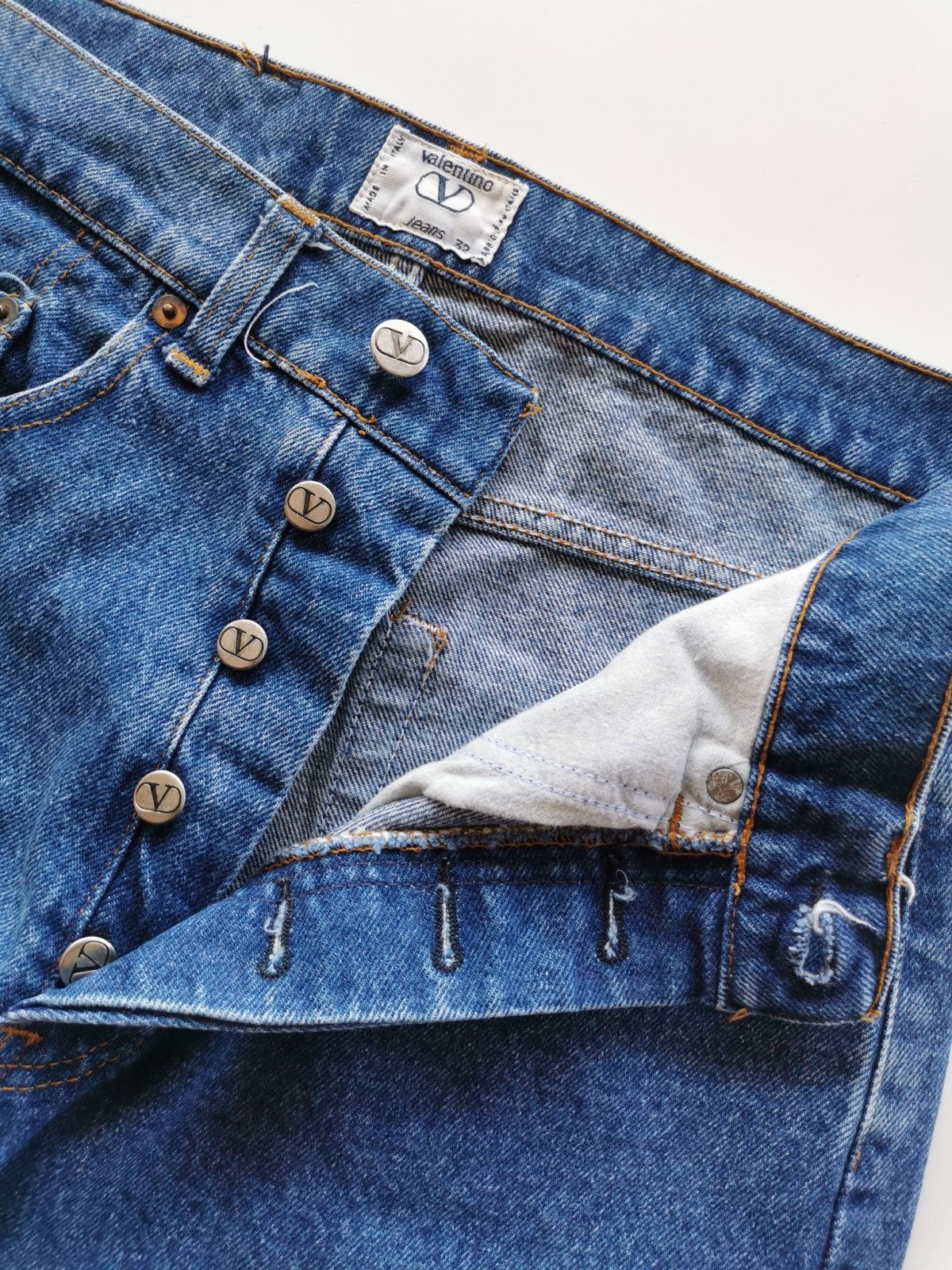 Valentino Valentino Garavani Denim Jeans (Size 30x44.5) Size US 30 / EU 46 - 15 Thumbnail