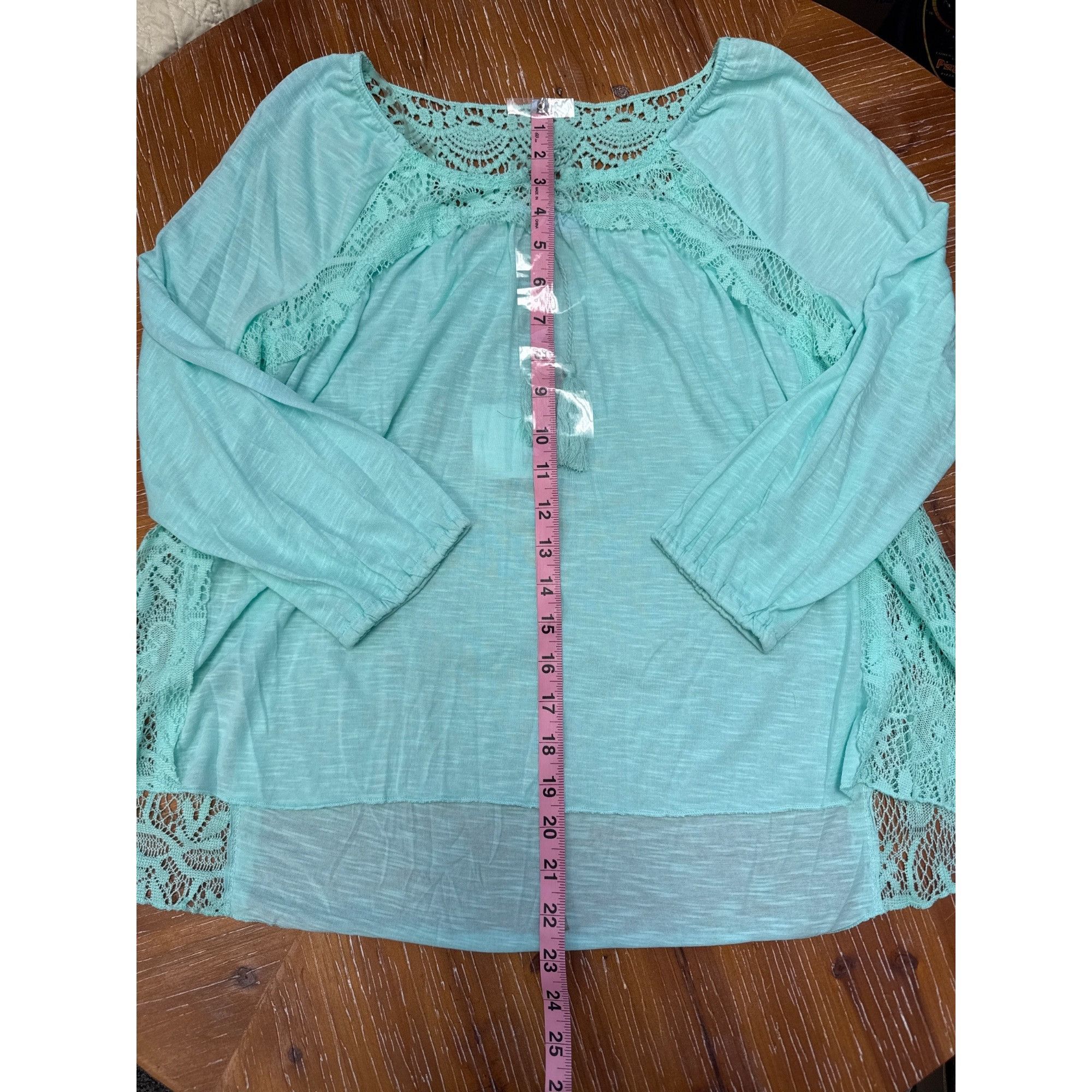 Other Juniros Long Sleeve Crochet Top With Tassel Detail Small Size S / US 4 / IT 40 - 2 Thumbnail