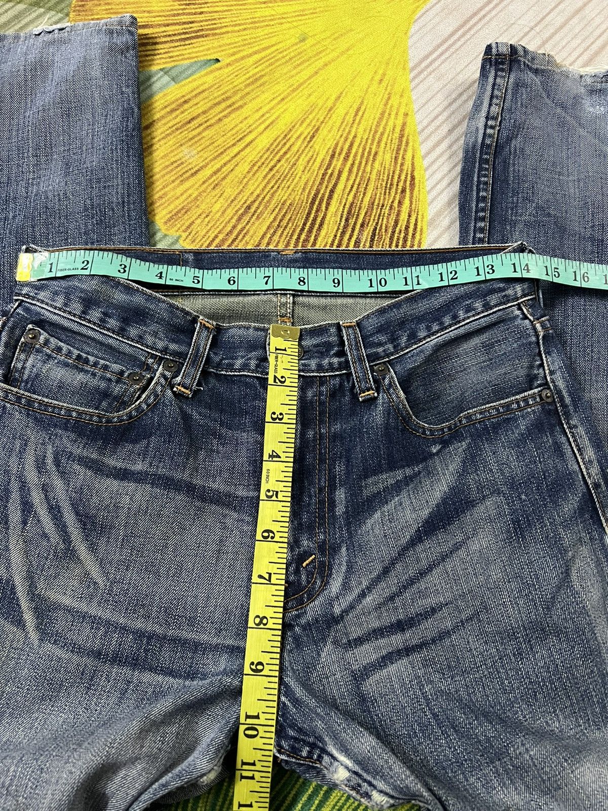Levi's × Levi's Vintage Clothing VINTAGE LEVIS 505 DISTRESSED JEANS Size US 28 / EU 44 - 12 Thumbnail