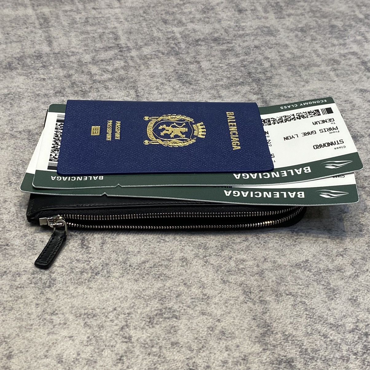 Balenciaga BALENCIAGA Men's Passport Phone Holder In Passport BLUE Size ONE SIZE - 11 Thumbnail