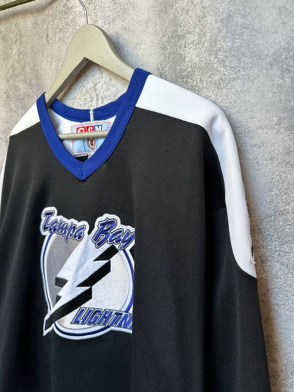 Ccm Vintage CCM NHL Tampa Bay Lightning Jersey Made in Canada Size US XL / EU 56 / 4 - 6 Thumbnail