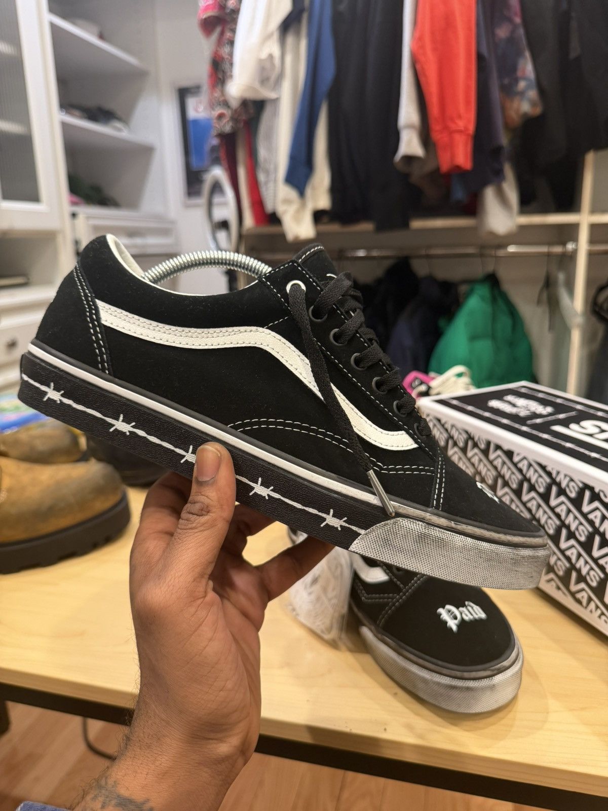 Vans Vans otw old skool Travis Barker Dues Paid Size US 11.5 / EU 44-45 - 6 Thumbnail