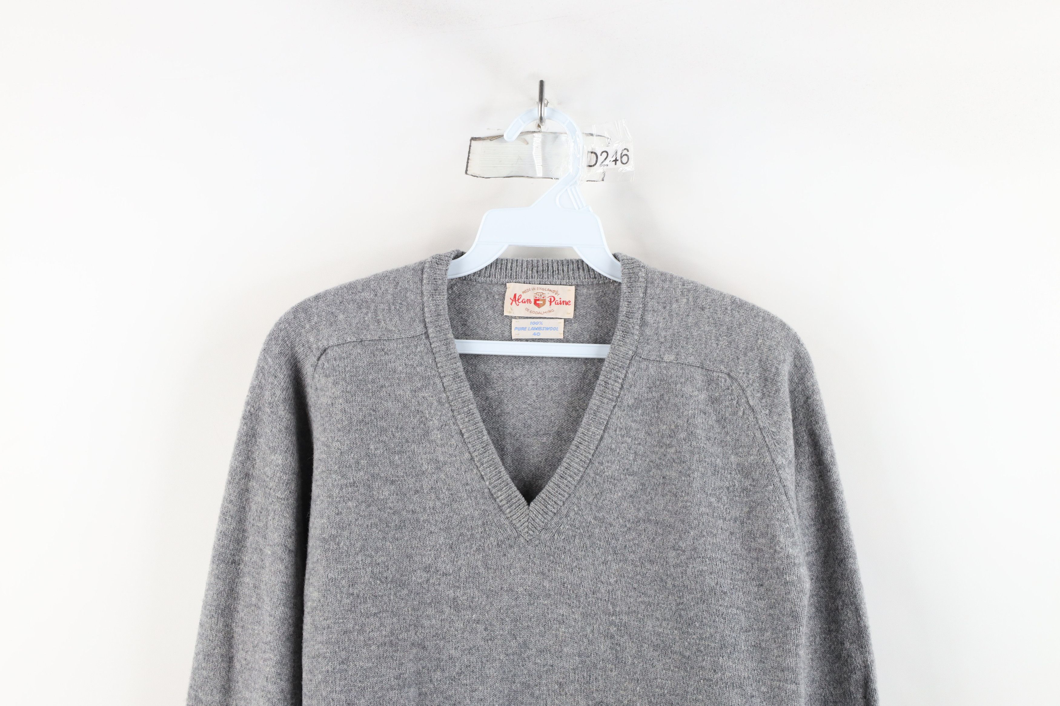 Vintage Vintage 60s Streetwear Lambswool Knit V-Neck Sweater Gray Size US XXL / EU 58 / 5 - 2 Thumbnail