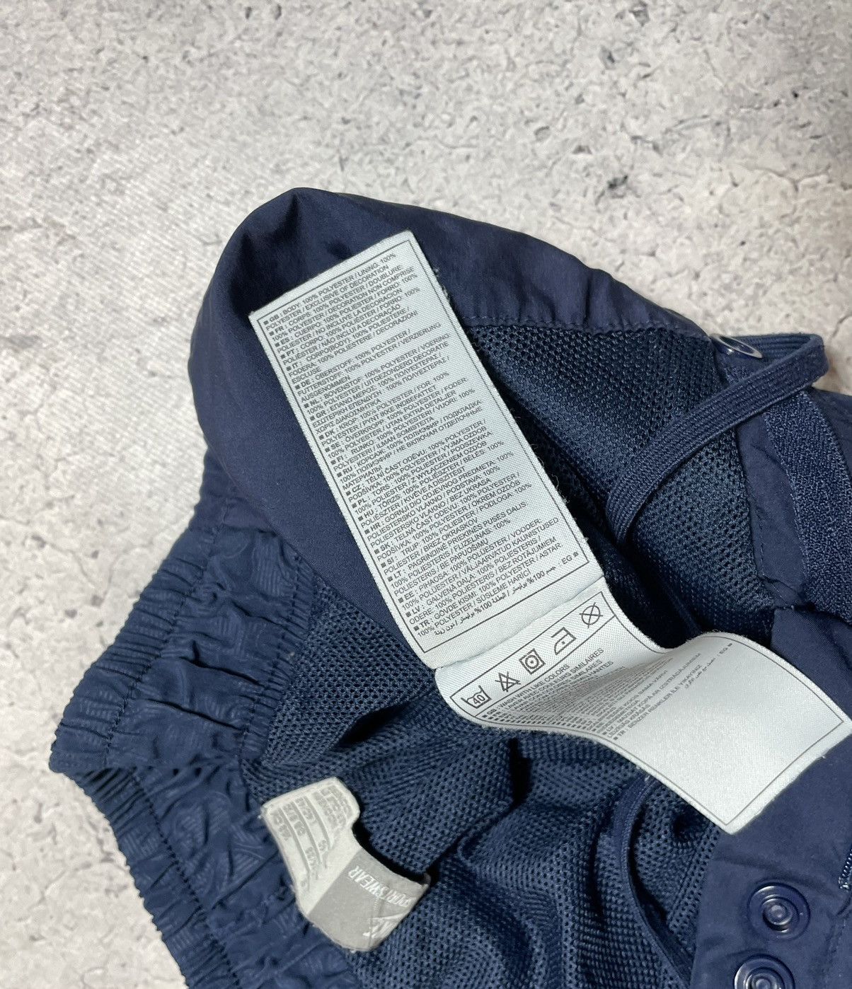 Nike Vintage Nike Track Pants Nylon Drill Y2K style Swoosh Size US 30 / EU 46 - 10 Thumbnail