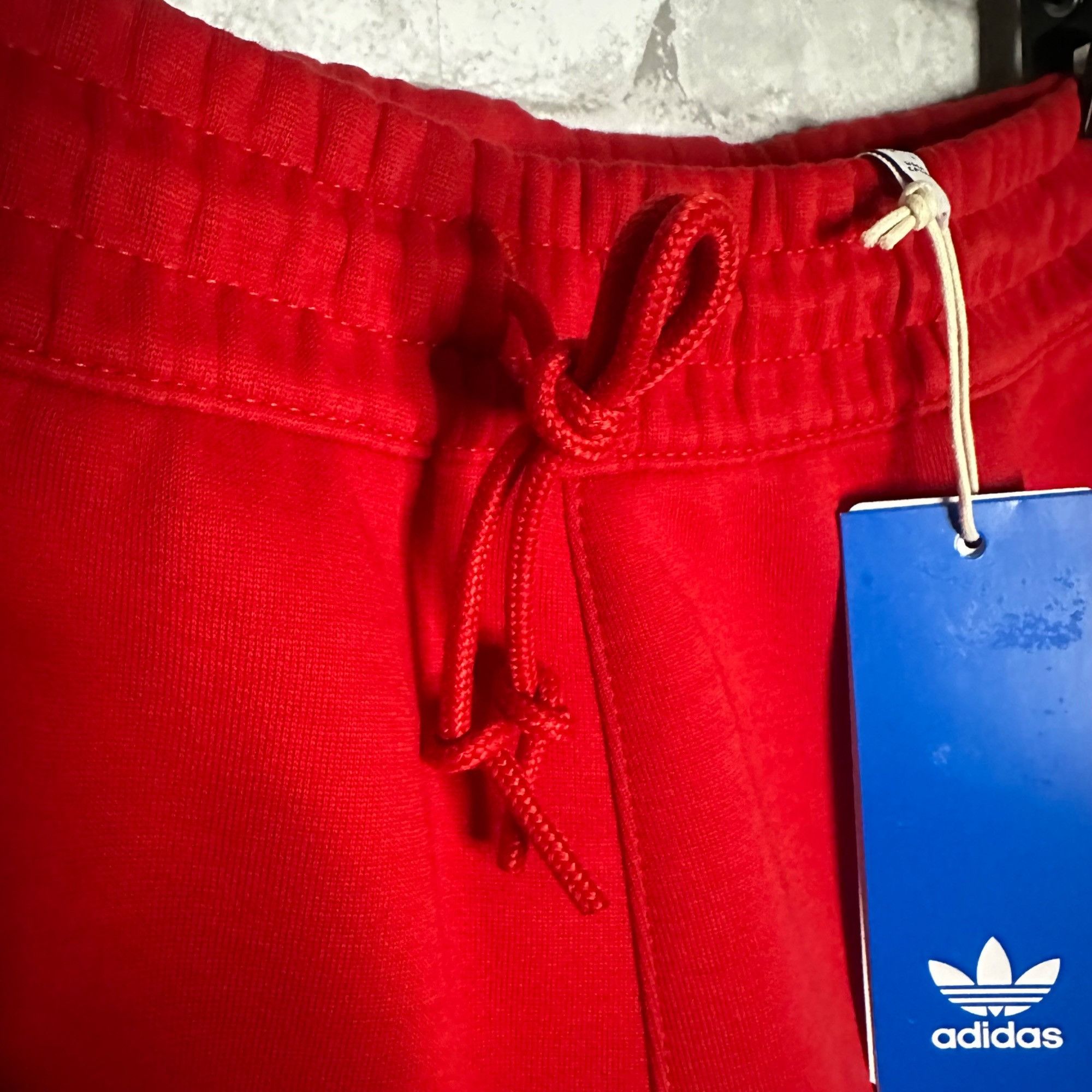 Adidas Adidas Men's Street Neuclassic Shorts Originals NWT Size M ( Size US 34 / EU 50 - 4 Thumbnail
