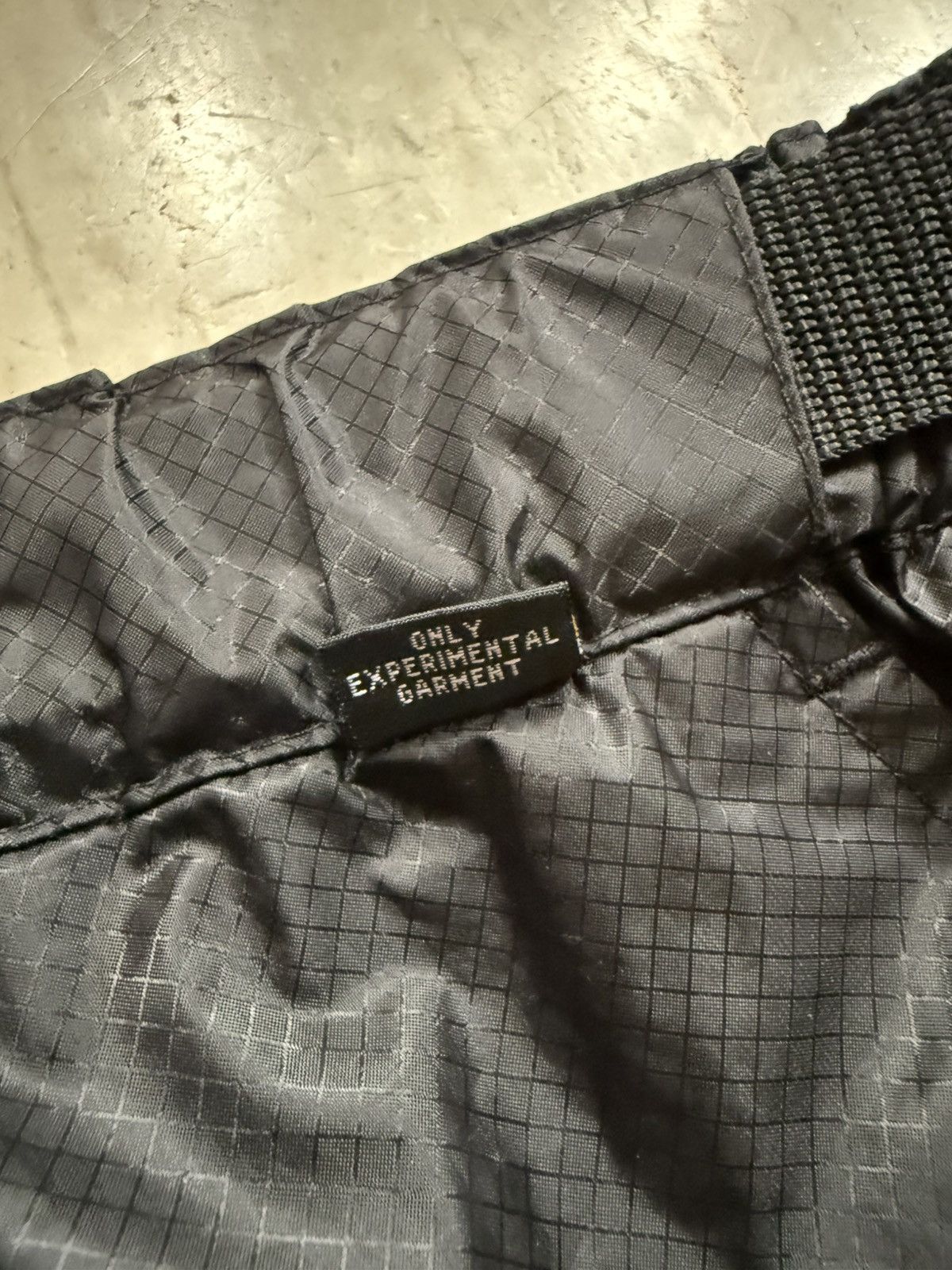 CMF Outdoor Garment 1 of 1 CMF Outdoor experimental garment short Size US 32 / EU 48 - 7 Thumbnail