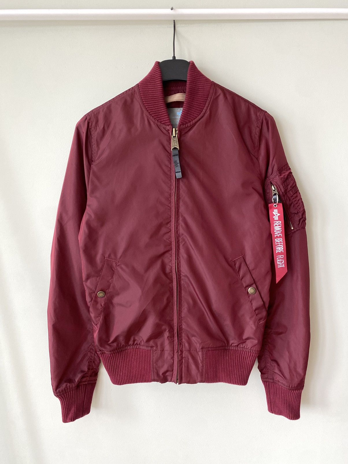 Alpha Industries Alpha Industries MA-1 nylon bomber jacket unisex Size S / US 4 / IT 40 - 2 Thumbnail