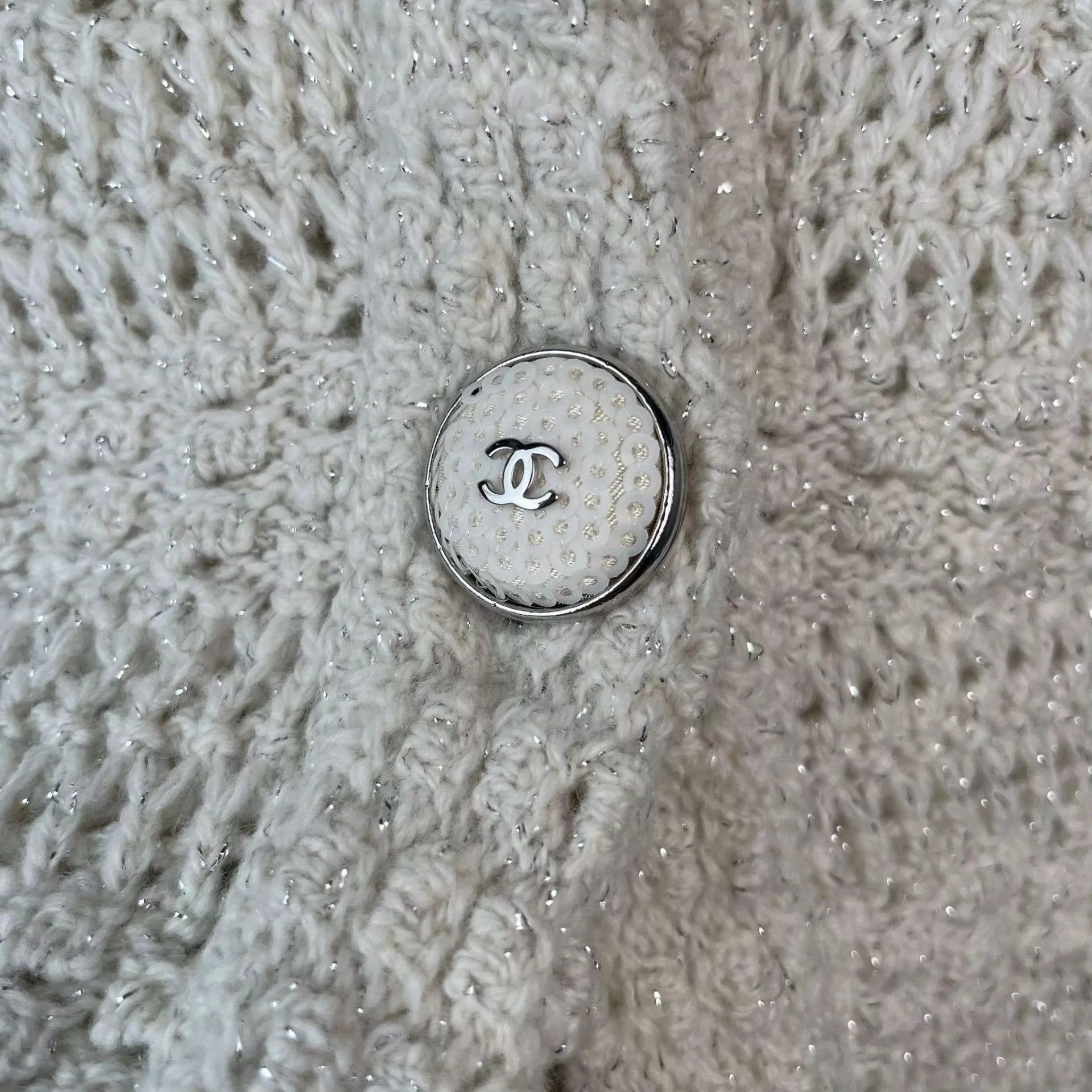Chanel Chanel Women's Silver Thread 4-Pocket Knit Cardigan 38 Size S / US 4 / IT 40 - 7 Thumbnail