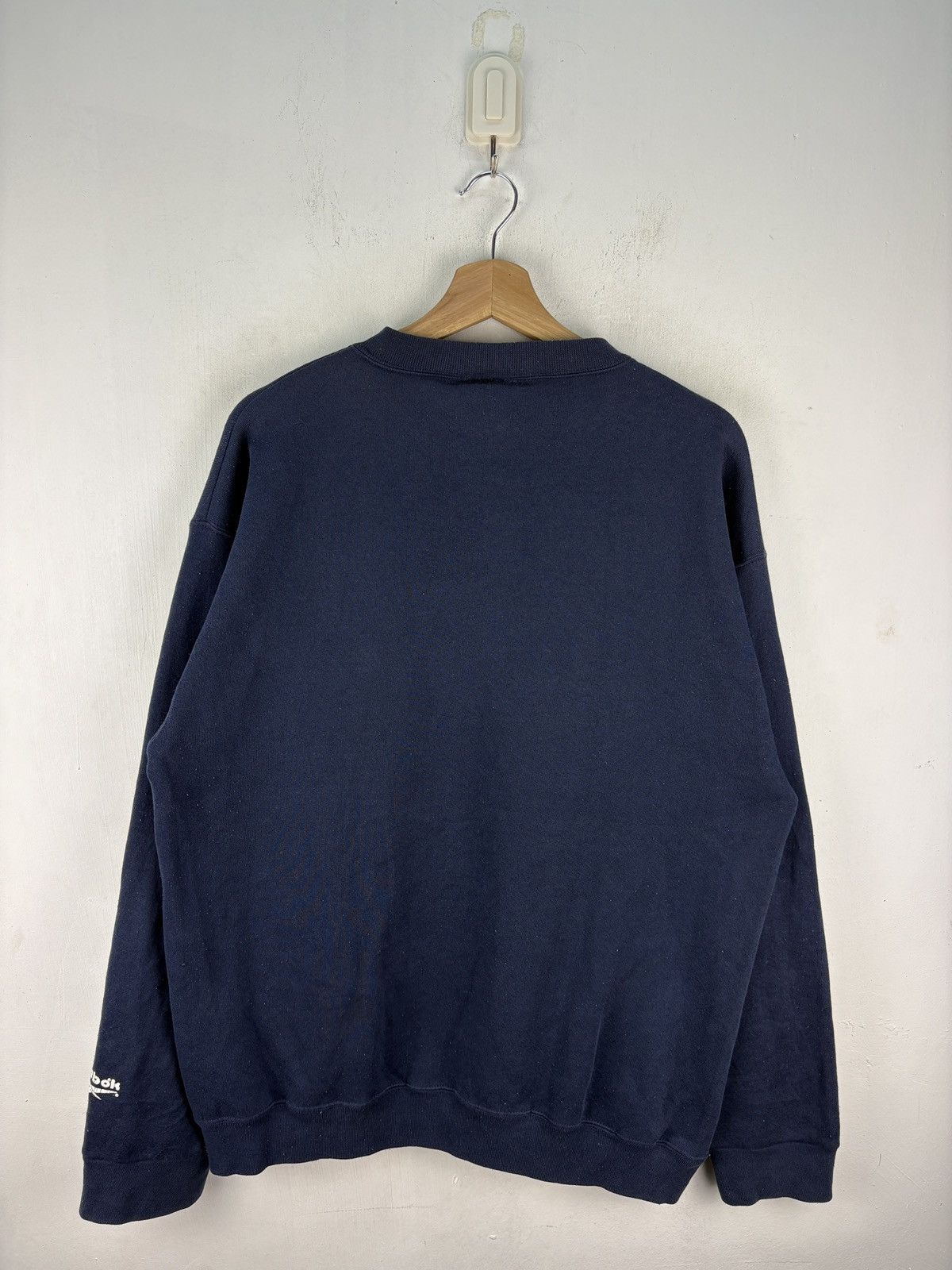 Reebok Vintage 80s Reebok Big Logo Sweatshirt Crewneck Size US L / EU 52-54 / 3 - 3 Thumbnail