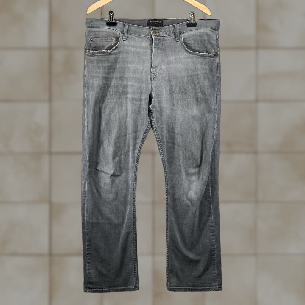 Banana Republic Banana Republic Jeans Mens 35x30 Gray Vintage Straight Whiskered 5-Pocket Logo Regular Denim Cotton Zip Closure Size US 35 - 1 Thumbnail
