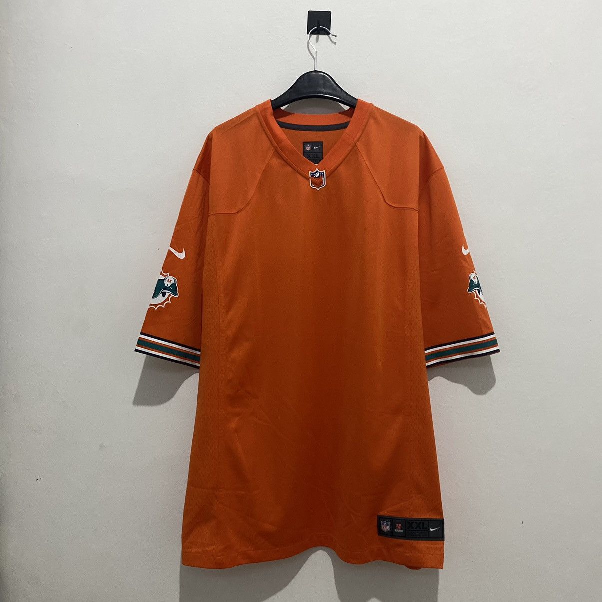 NFL Vintage Nike Miami Dolphins NFL Orange Jersey XXL Size US XL / EU 56 / 4 - 1 Thumbnail