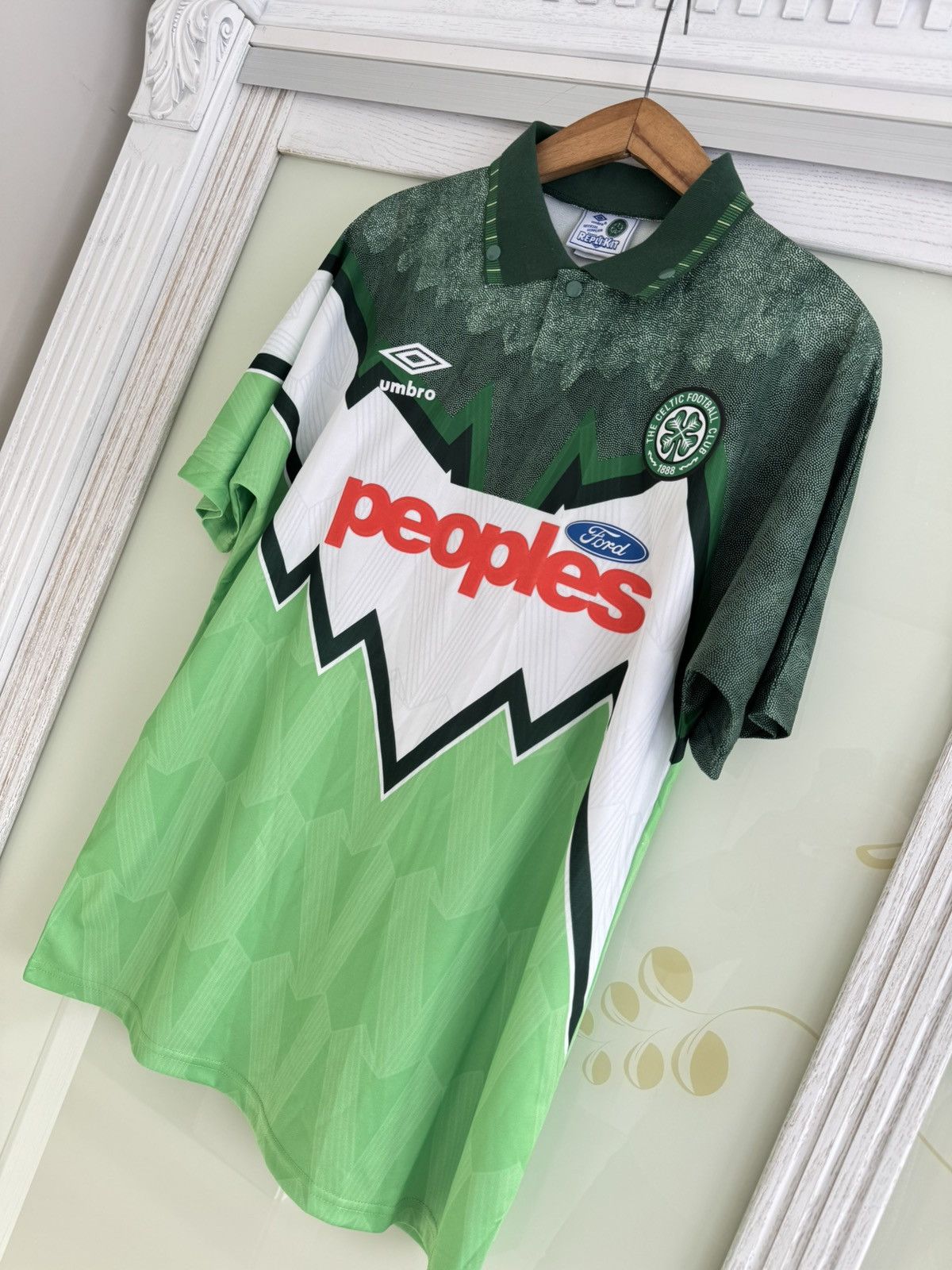 Umbro Vintage Celtic 1991-1992 Away Soccer Jersey Football Shirt Size US XL / EU 56 / 4 - 3 Thumbnail