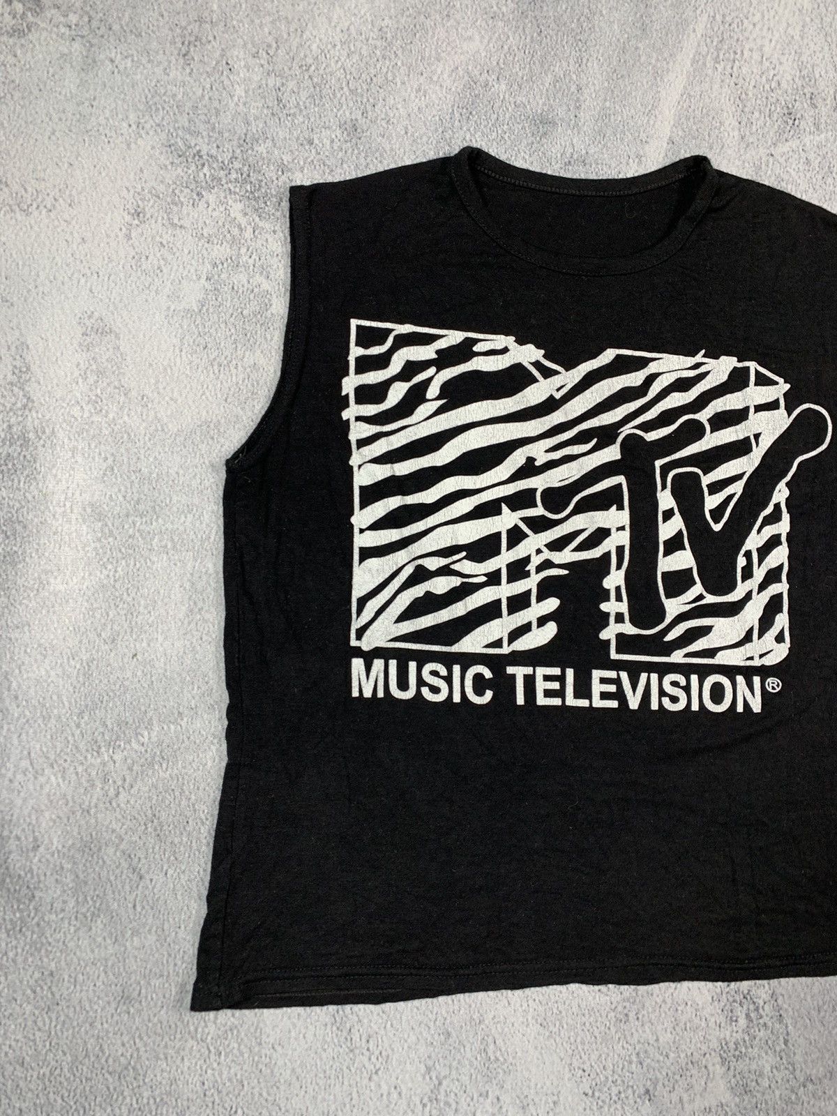 Band Tees Vintage Y2K MTV band tee big logo tank top size M Size M / US 6-8 / IT 42-44 - 2 Thumbnail