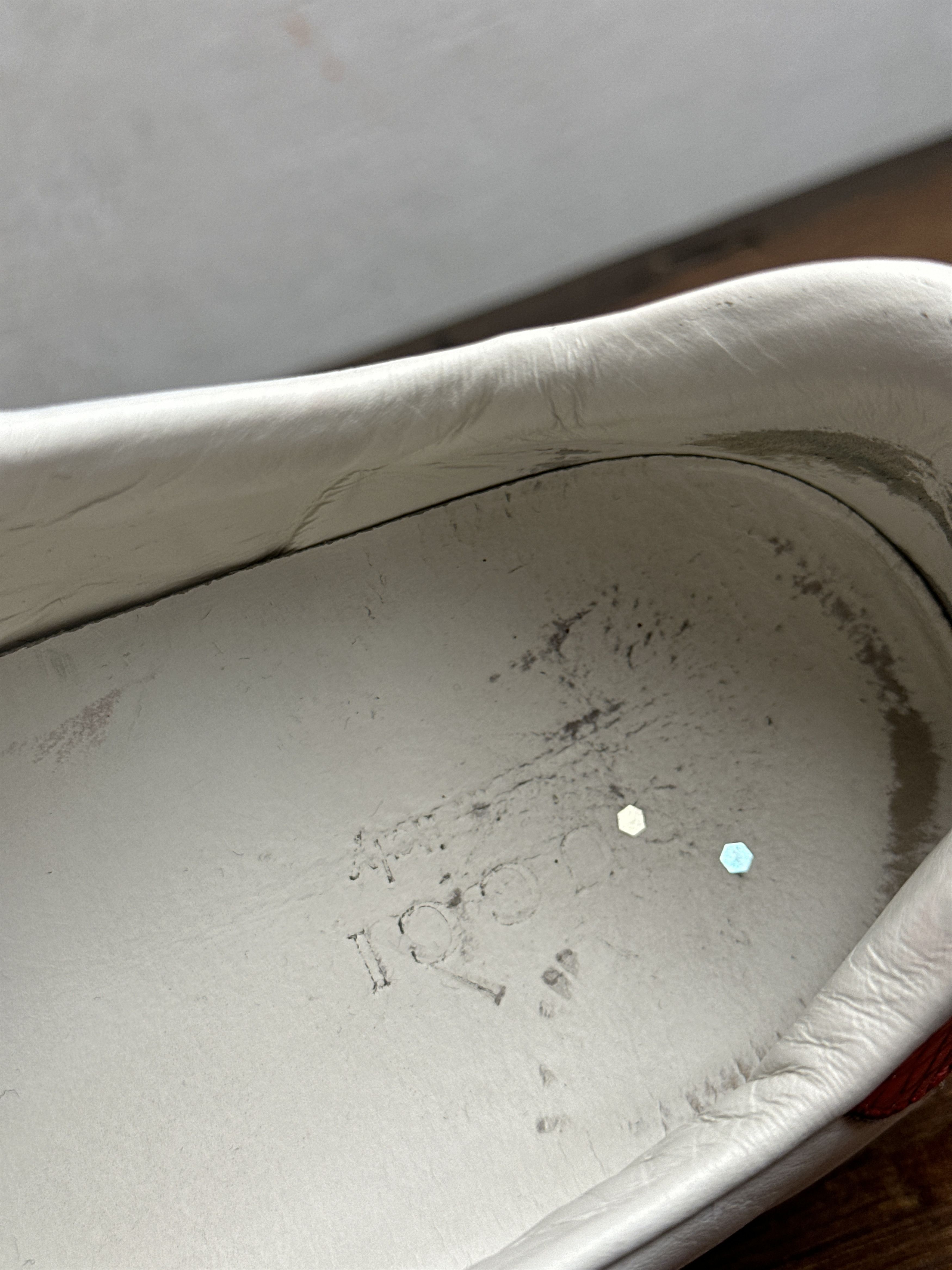 Gucci Gucci Gucci White Leather Ace Metallic Stars Low Top Size US 10 / EU 43 - 14 Thumbnail