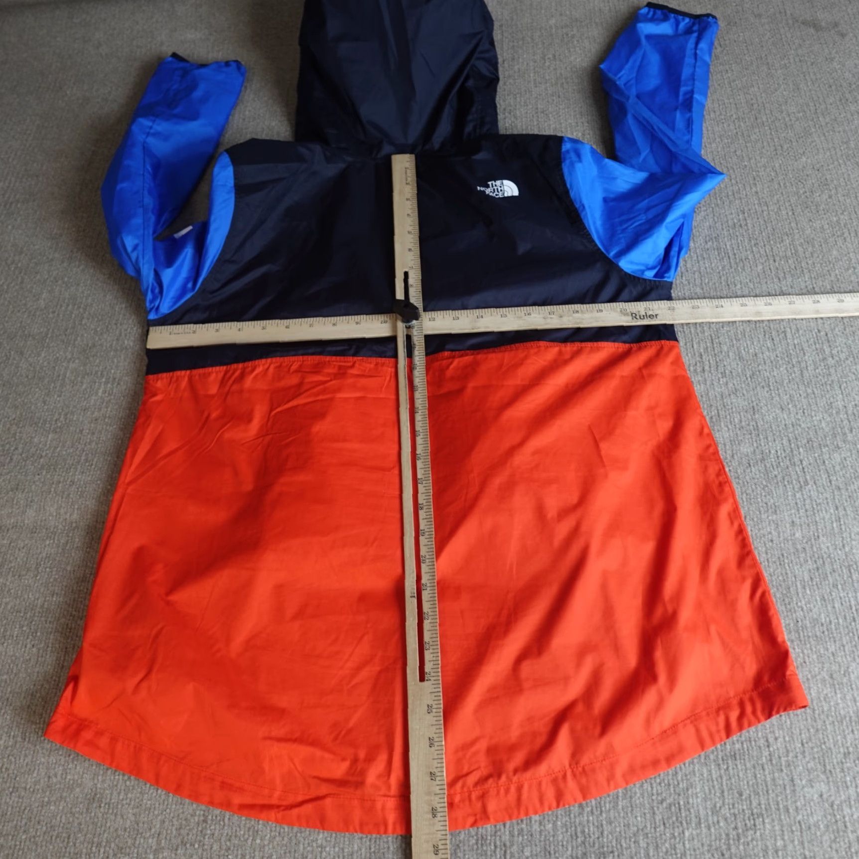The North Face The North Face Jacket Womens Medium Blue Red USA Anorak Windwall Size M / US 6-8 / IT 42-44 - 3 Thumbnail