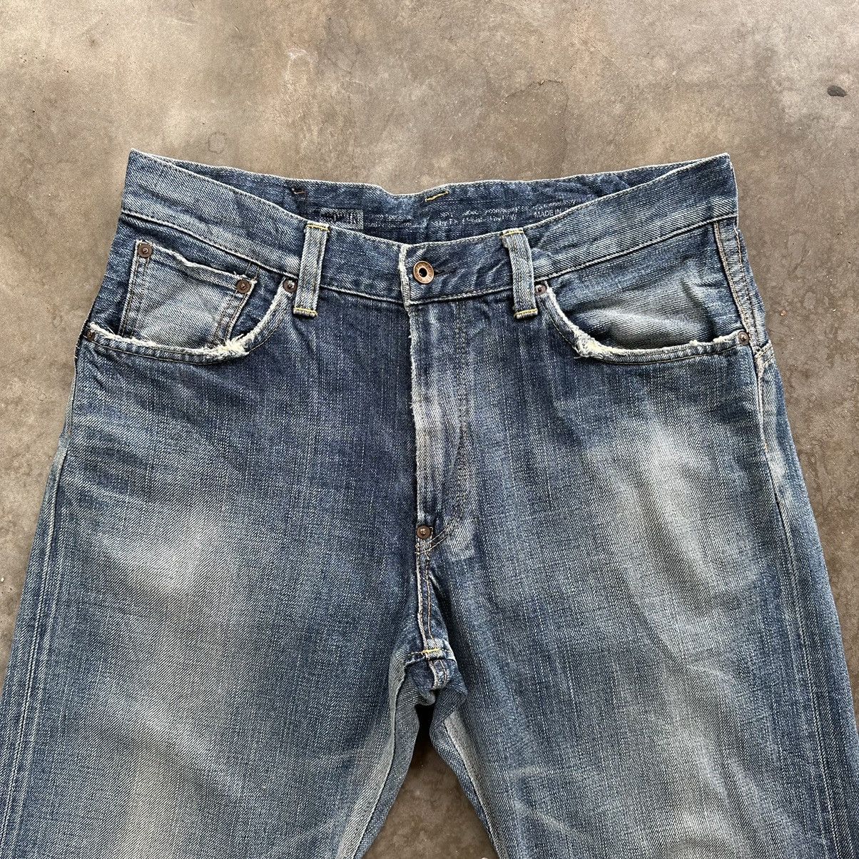 Japanese Brand Vintage Edwin Faded Distressed Denim Jean Pant W34 Size US 34 / EU 50 - 3 Thumbnail