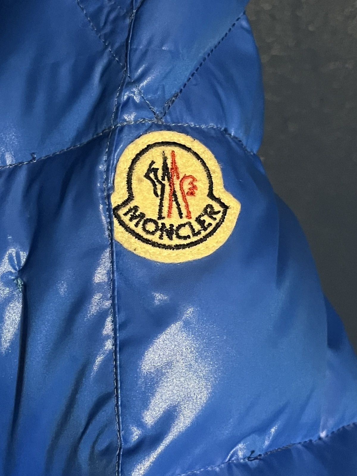 Moncler Moncler Down Jacket luxury puffer Italy high fashion patch Size US L / EU 52-54 / 3 - 4 Thumbnail