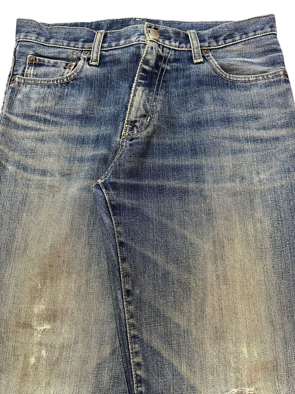 Uniqlo Vintage Japanese Uniqlo Mud Faded Wash Distress Style Jeans Size US 31 - 4 Thumbnail