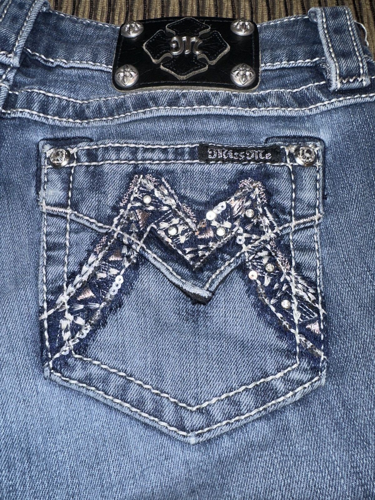 Miss Me Miss Me Bootcut Embellished Jeweled Boot Jeans JM8306B Size 30" / US 8 / IT 44 - 10 Thumbnail