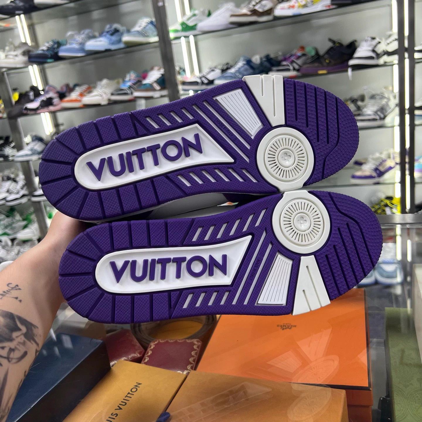 Louis Vuitton LV TRAINER White Purple New in box tried on UK8.5 Size US 8.5 / EU 41-42 - 6 Thumbnail