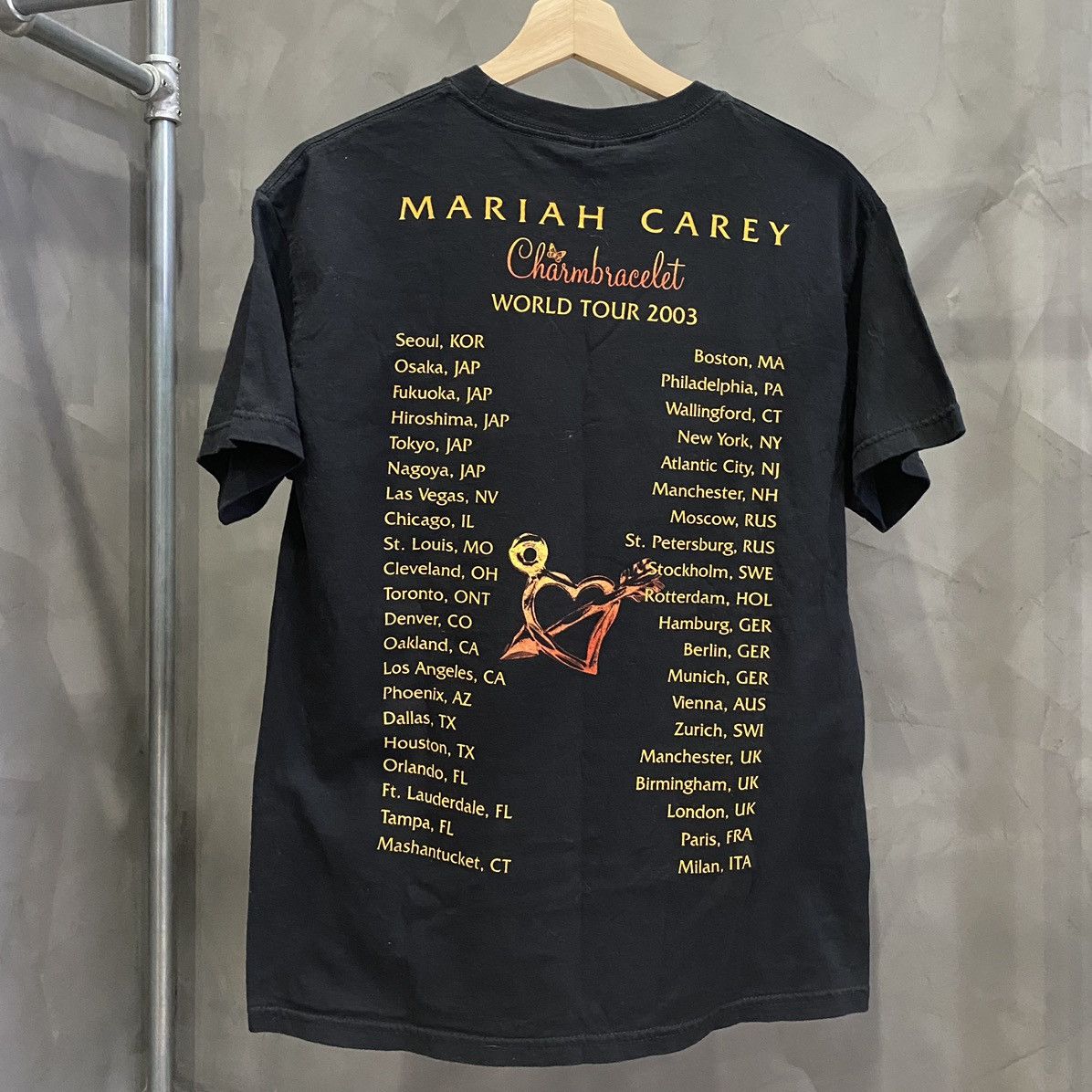 Band Tees × Other × Vintage Vintage Mariah Carey - Charmbraclet World Tour Size US M / EU 48-50 / 2 - 3 Thumbnail