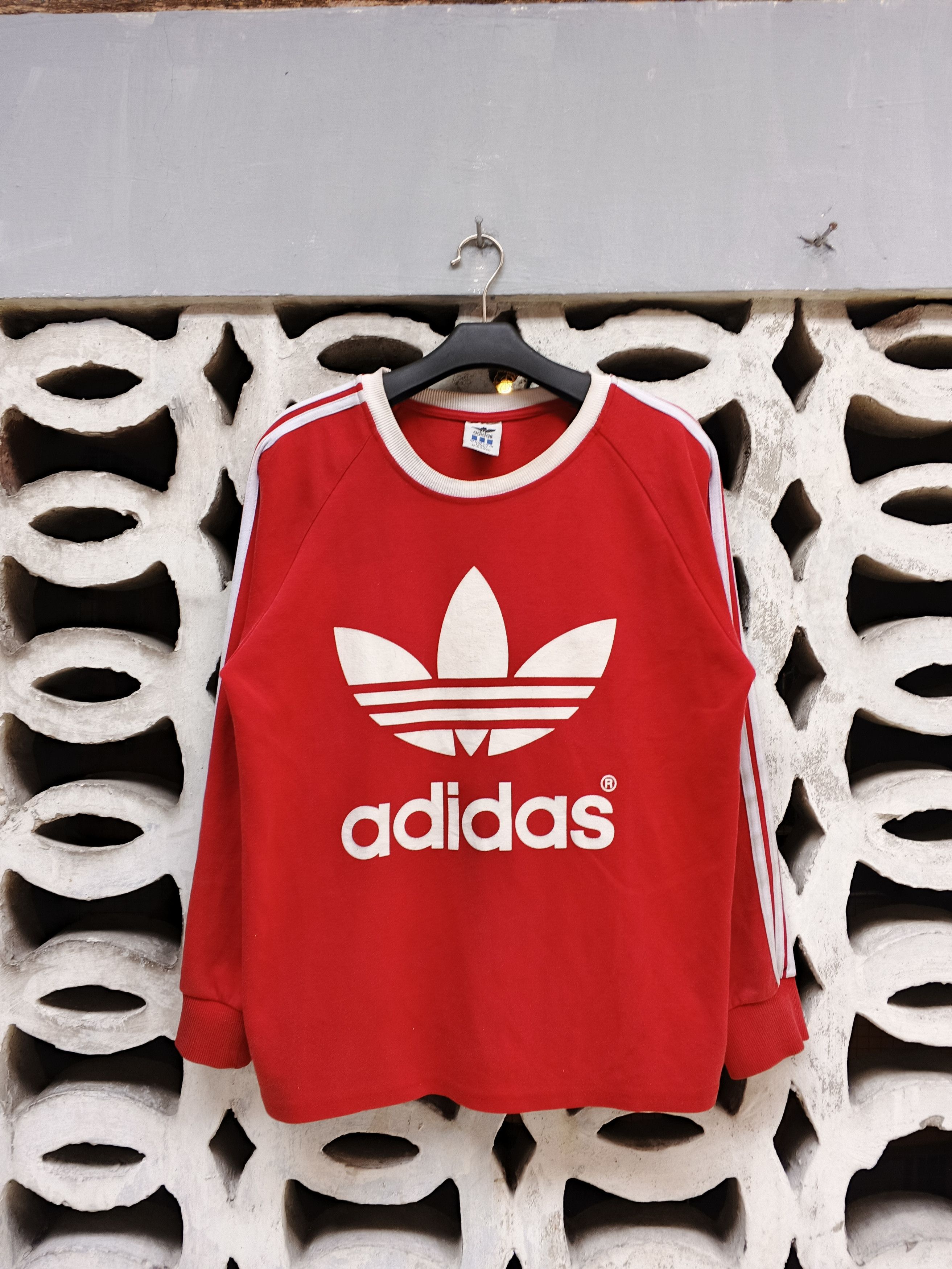 Adidas × Vintage Vintage Adidas Big Logo Size US L / EU 52-54 / 3 - 1 Thumbnail