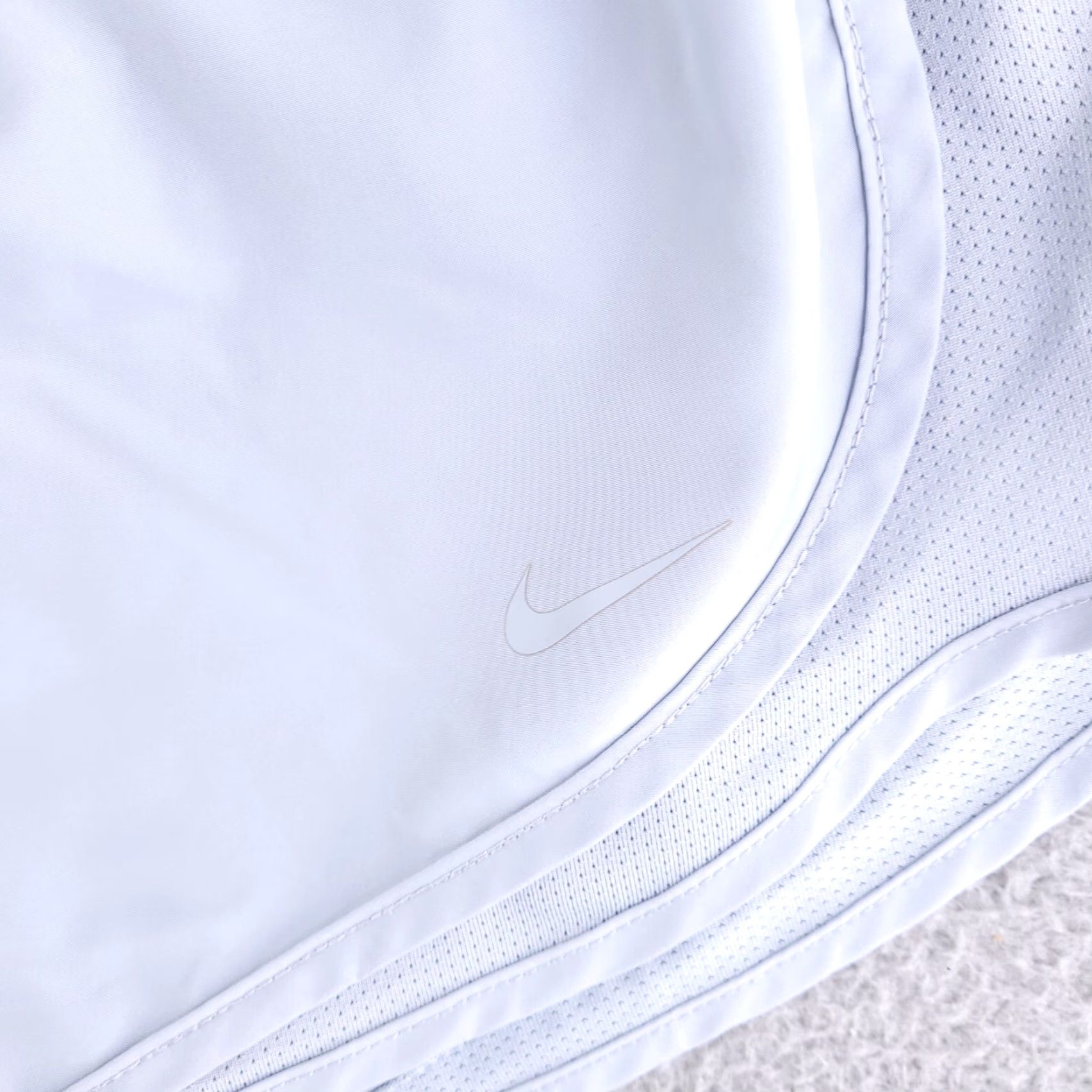 Nike Nike Shorts Womens XL Gray Tempo Brief Lined running Liner Polyester Dri Fit Size 40" / US 18 - 3 Thumbnail