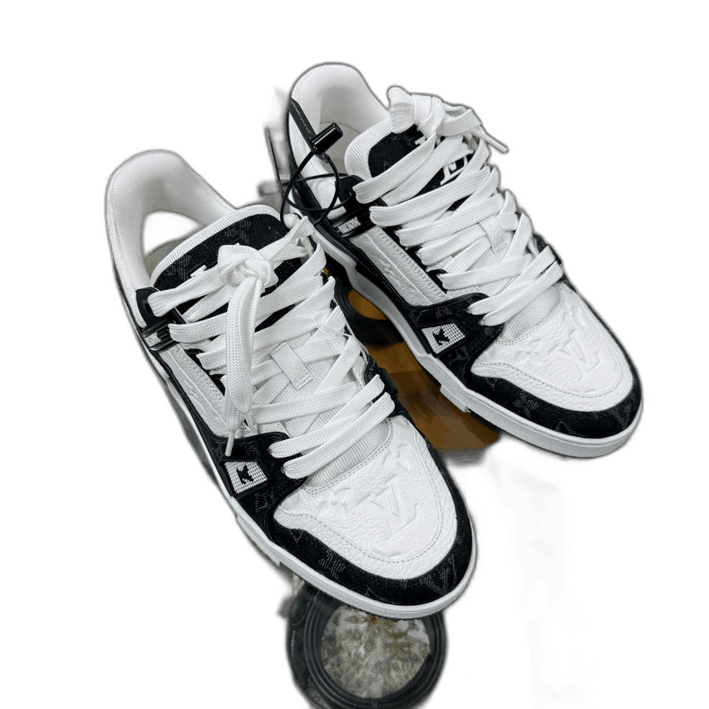 LOUIS VUITTON LV TRAINER Sneakers Black White-2506
