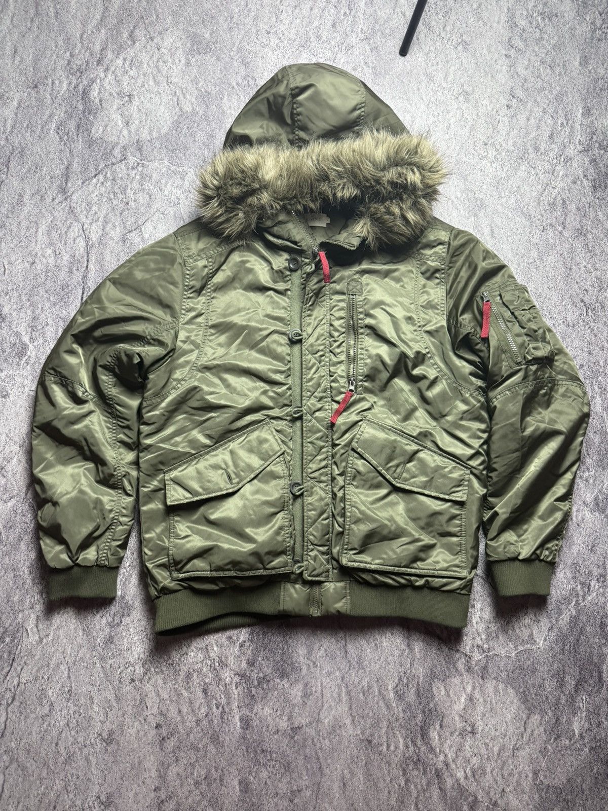 フォロー割引　ttx　Y2K fur bomber down Mさサイズ Y 2 K Fur Jacket | Grailed