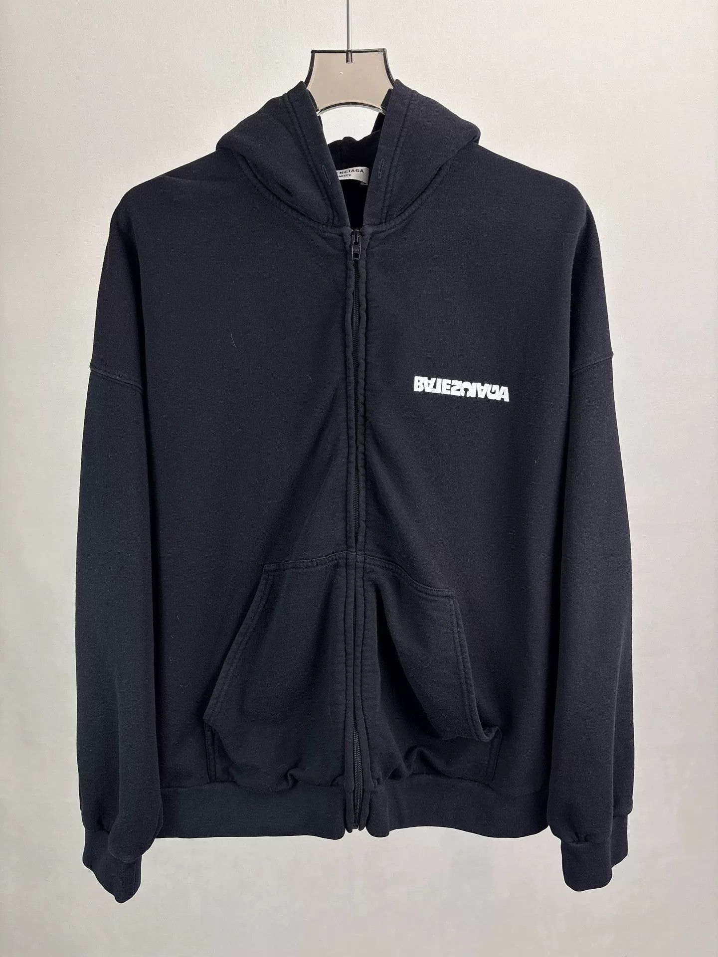 Balenciaga Balenciaga Inverted Logo Zip Hoodie Size 2 Size US M / EU 48-50 / 2 - 1 Thumbnail