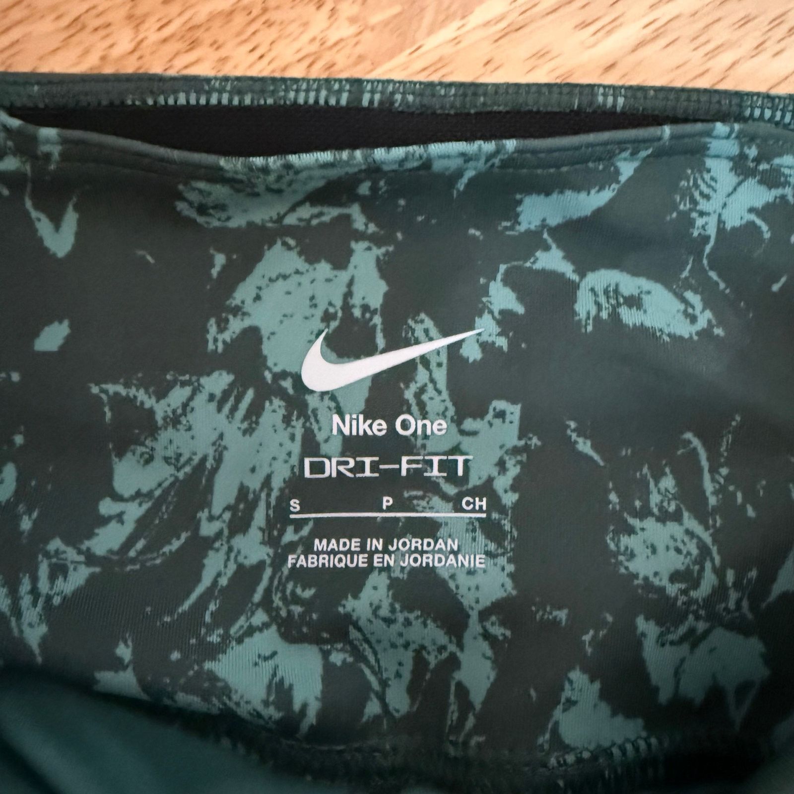 Nike Nike One Green High Rise Leggings 7/8 Women’s Size S New Size 27" / US 4 / IT 40 - 6 Thumbnail
