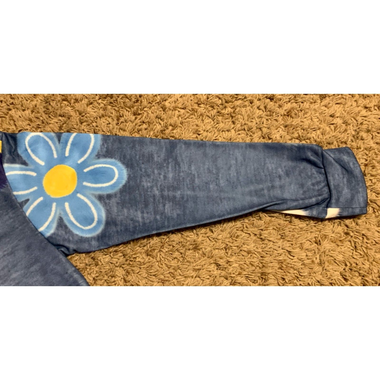 Vintage Daisy blue floral Pullover Sweatshirt - Mug Daisy Regular Length Long Sleeve Crew Neck Lightweight 100% Polyester Women M blue Size M / US 6-8 / IT 42-44 - 3 Thumbnail