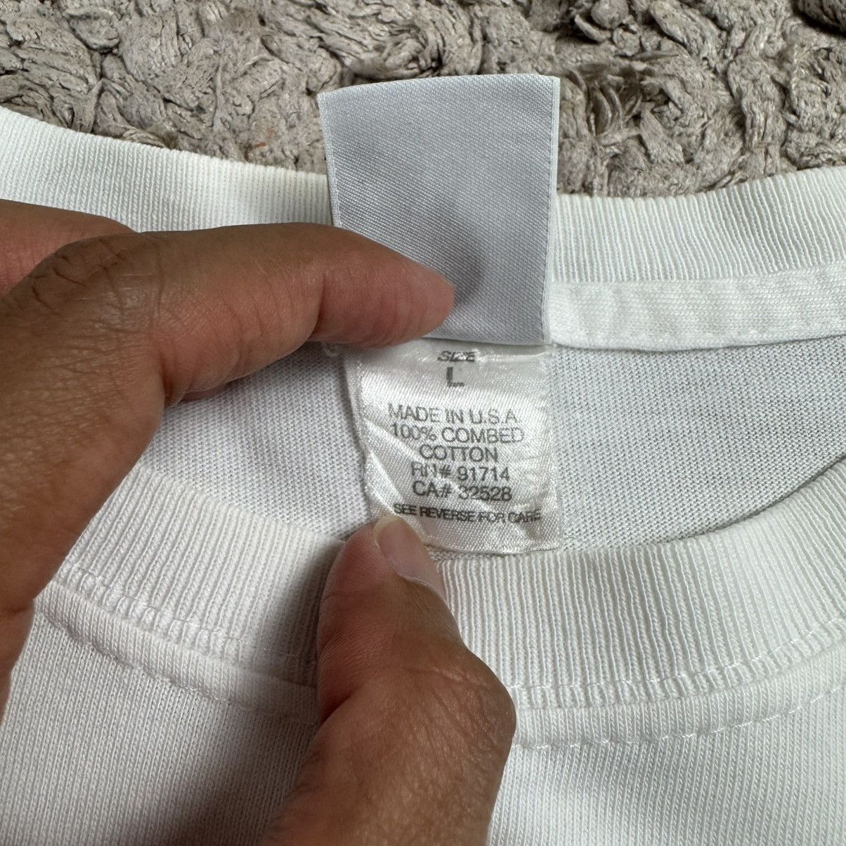 Armani Exchange Vintage Armani Exchange Photo T-shirt Size US L / EU 52-54 / 3 - 18 Thumbnail