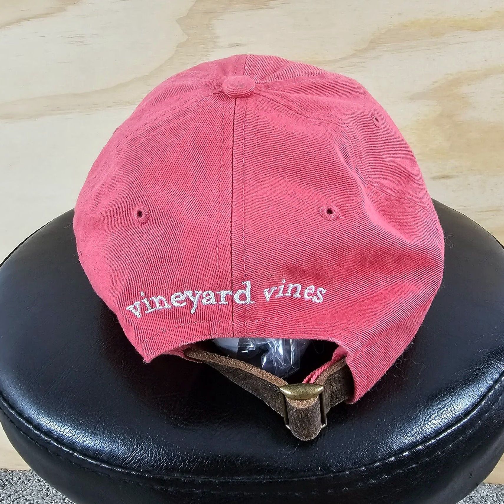 Vineyard Vines VINTAGE Vineyard Vines Hat Cap Strap Back One Size Pink USA Flag Stripes Cotton Baseball Cap Women OSFA Size ONE SIZE - 6 Thumbnail