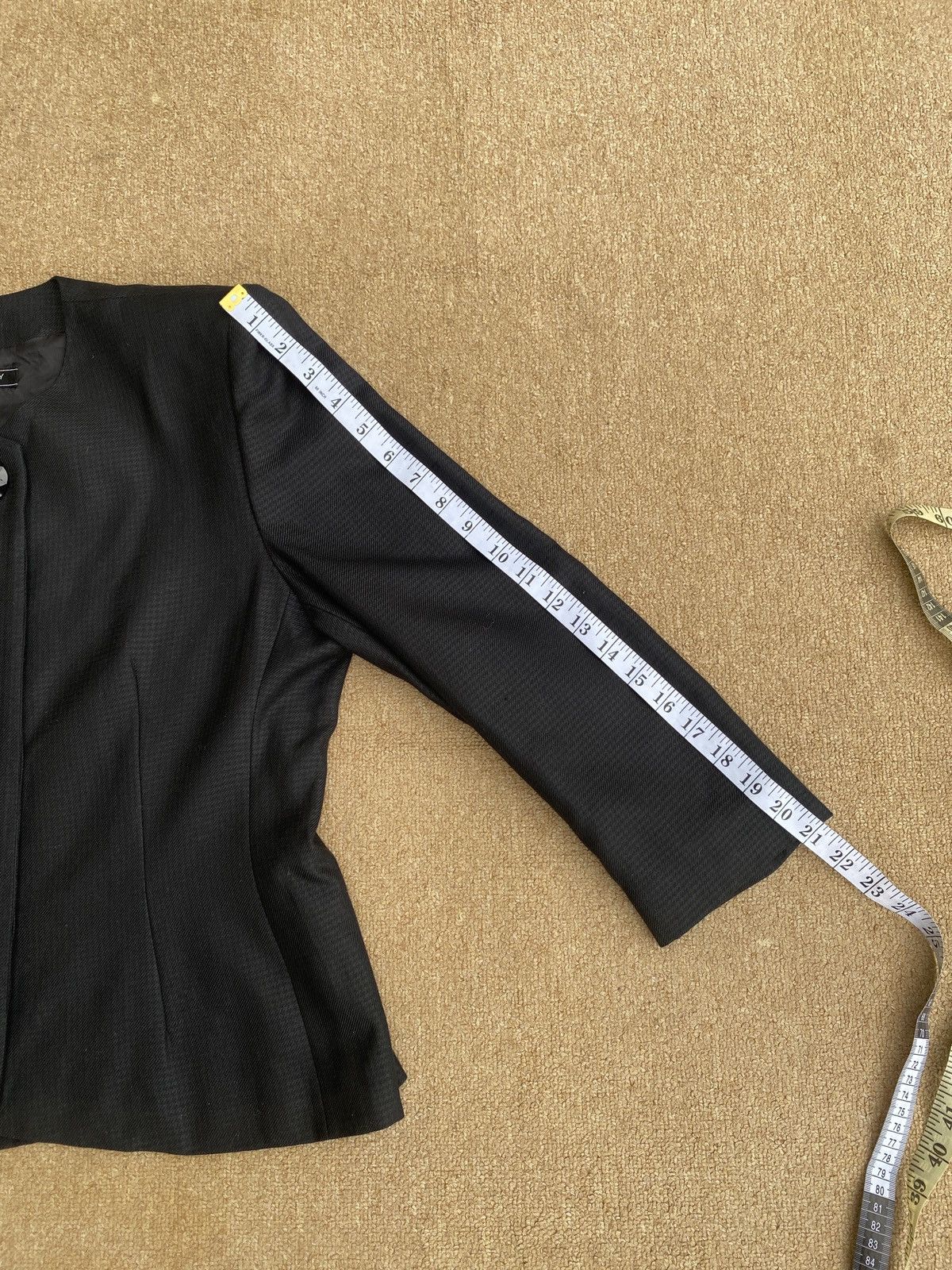 Givenchy Vintage givenchy hi formal cropped jacket Size S / US 4 / IT 40 - 4 Thumbnail
