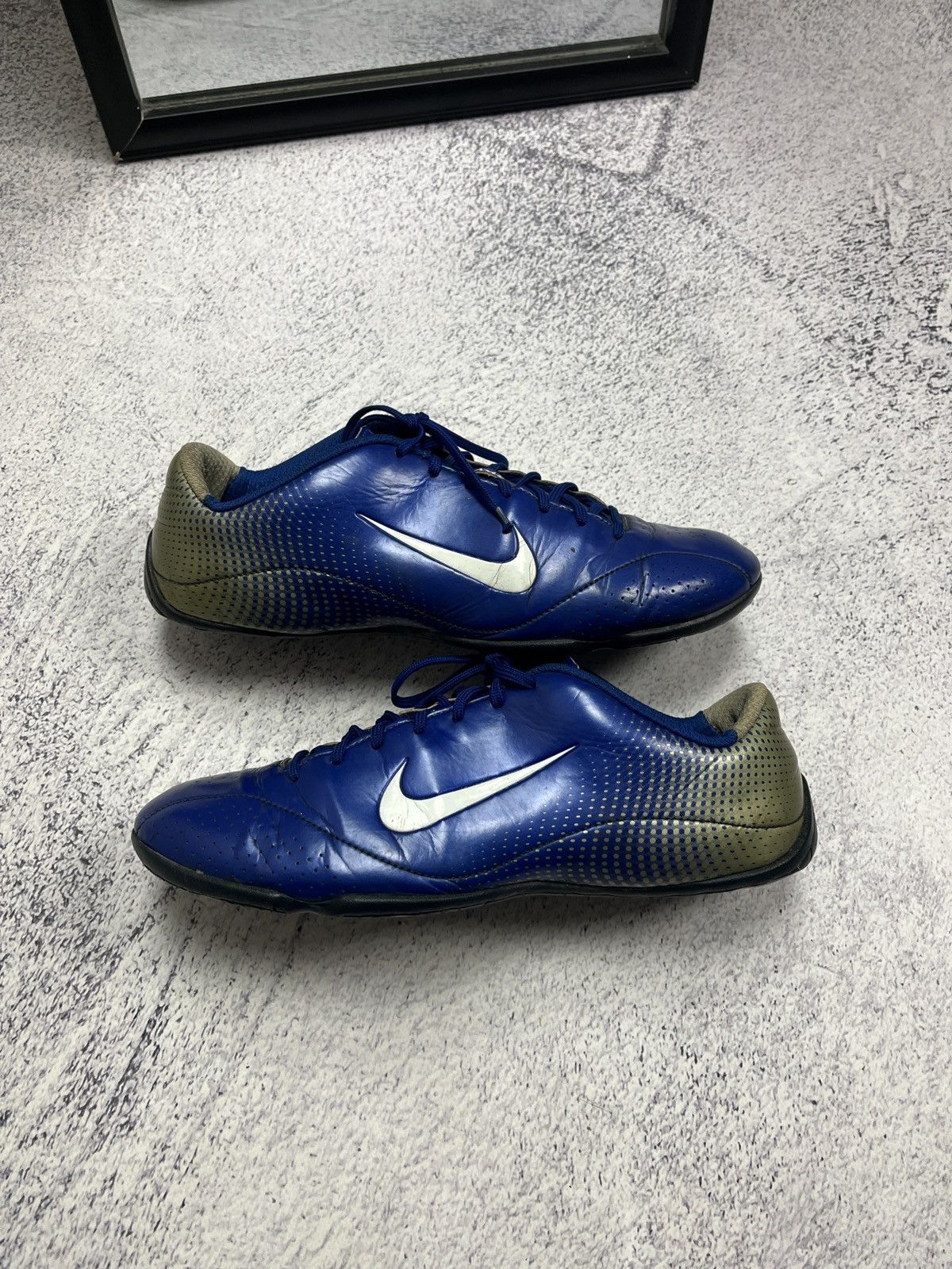Nike Nike Mercurial Vapor III R9 US 9,5 Vintage Soccer Cleats Size US 10 / EU 43 - 1 Thumbnail