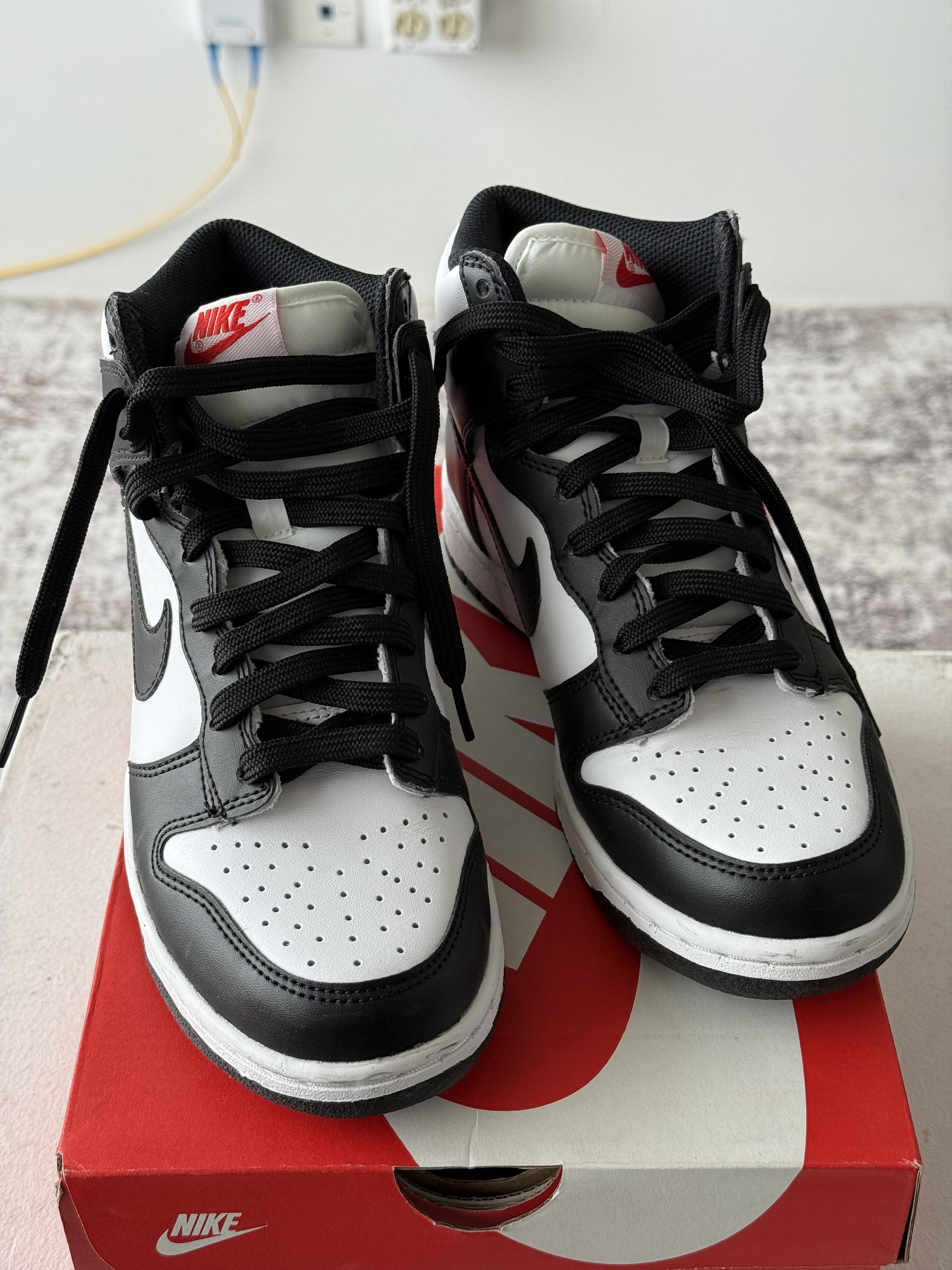 Nike Nike Dunk High GS Black White DB2179-103 size 6Y / wmn 7.5 Size US 7.5 / IT 37.5 - 2 Thumbnail